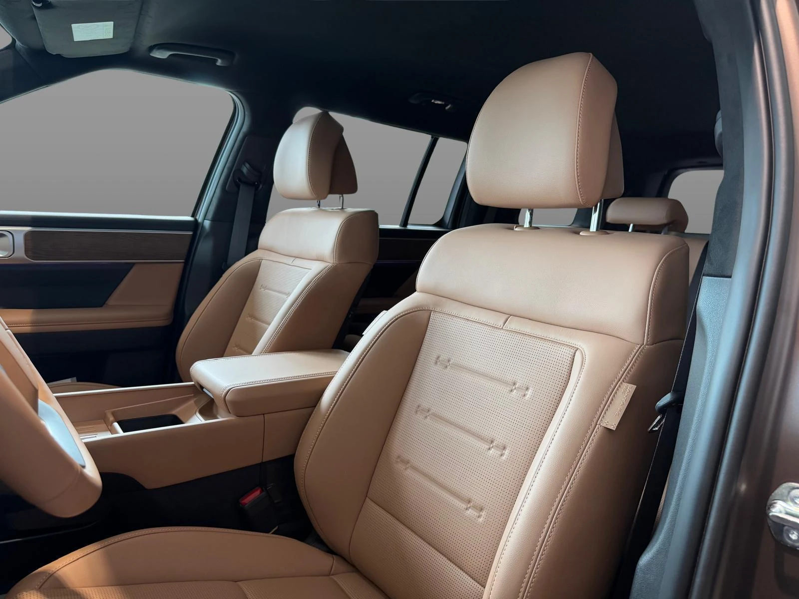 Hyundai-Santa Fe-image-9