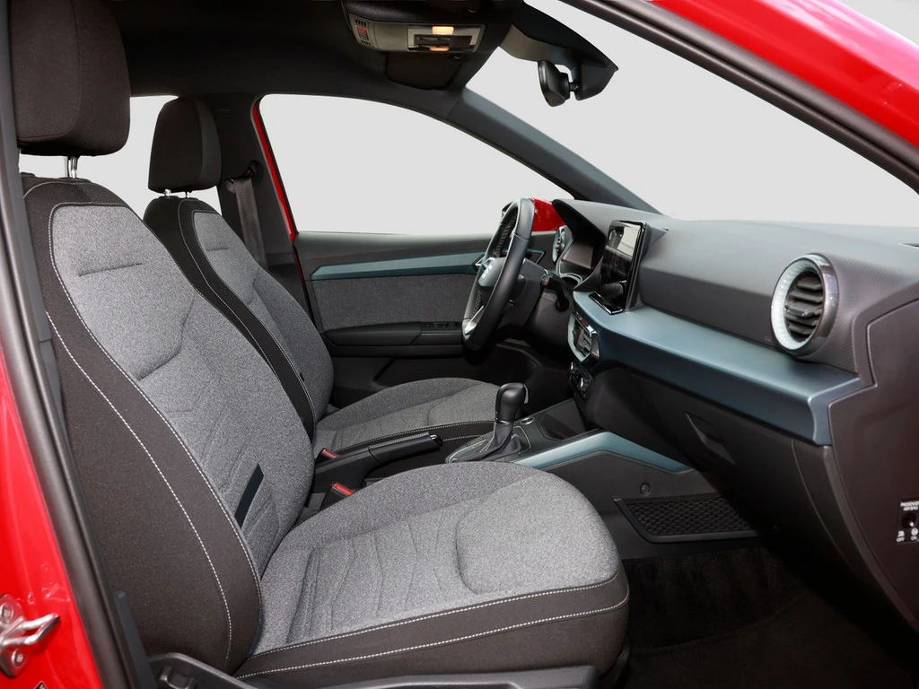 SEAT-Arona-image-6