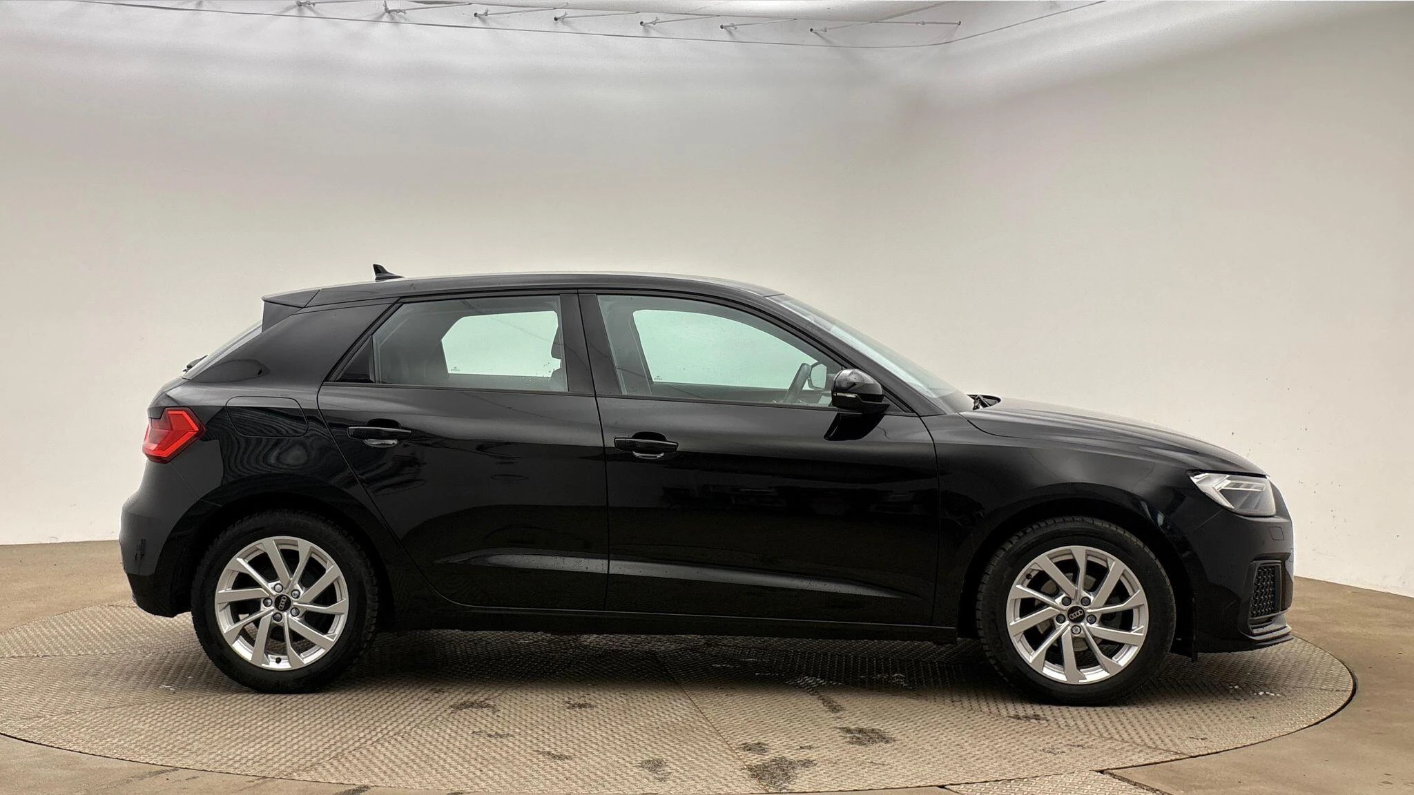 Audi-A1 Sportback-image-35
