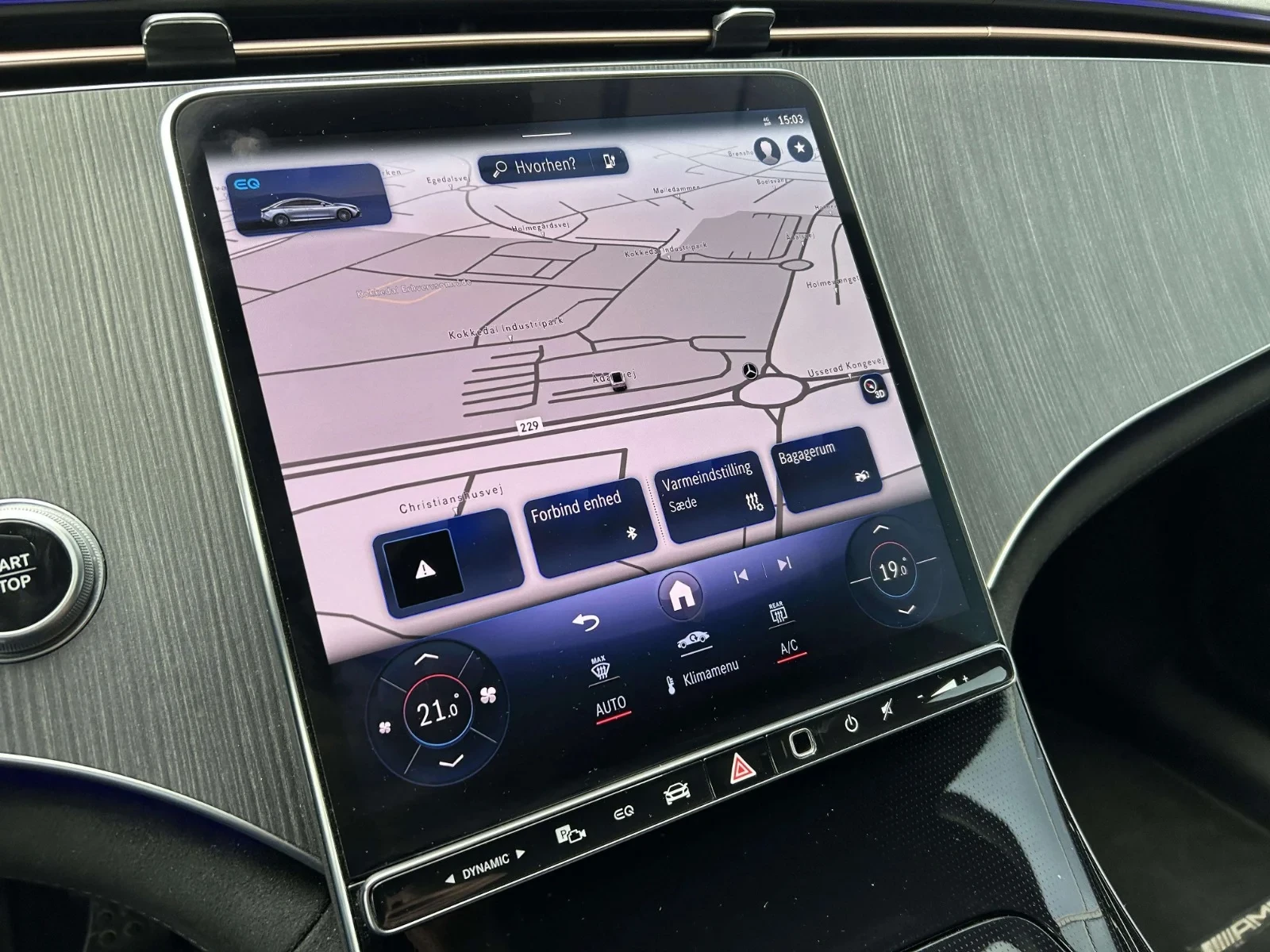 Mercedes-Benz-EQE-image-15