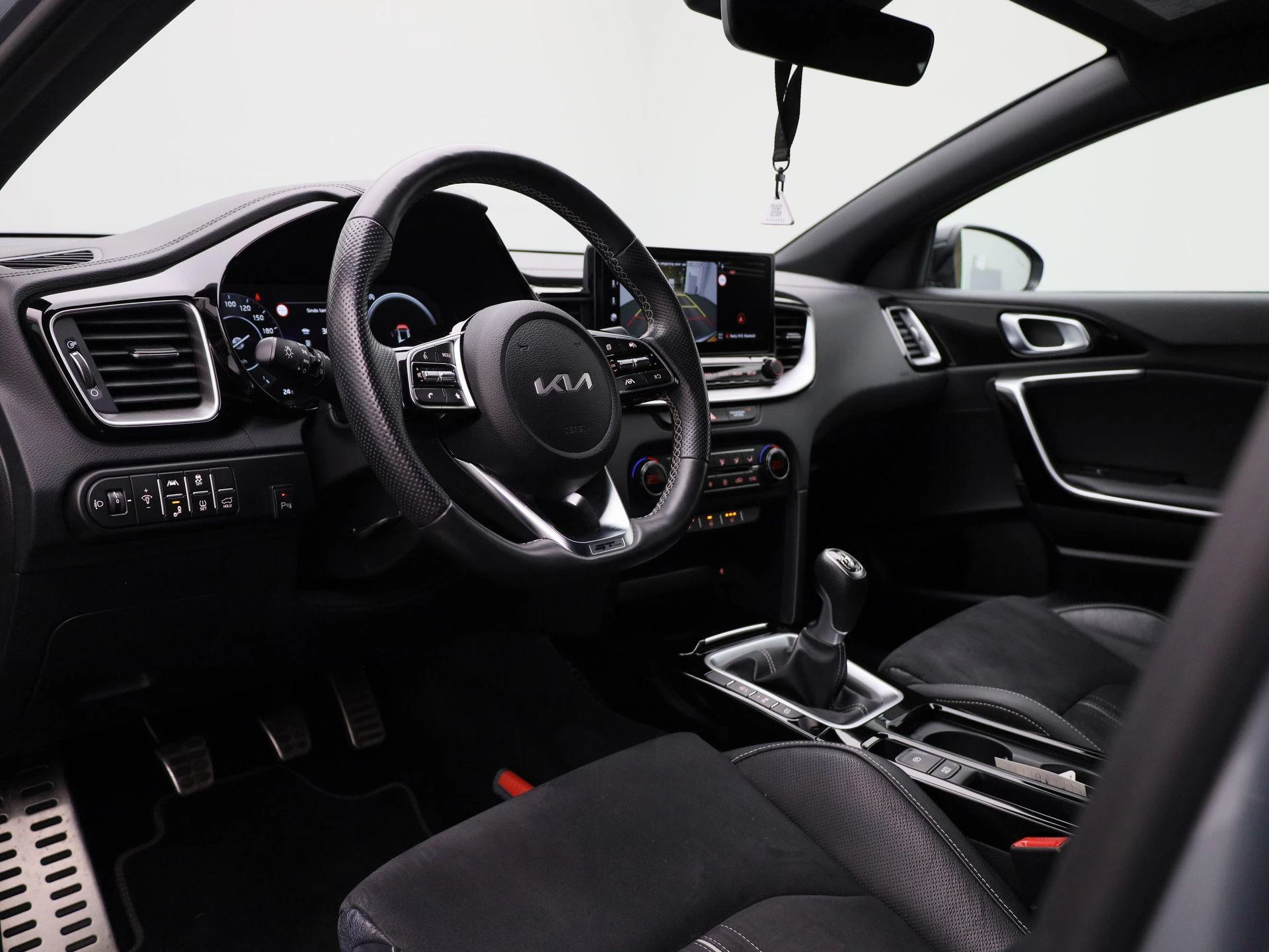Kia-ProCeed-image-34