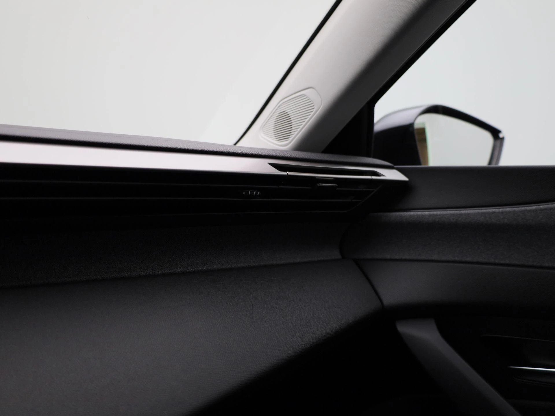 Peugeot-308-image-25