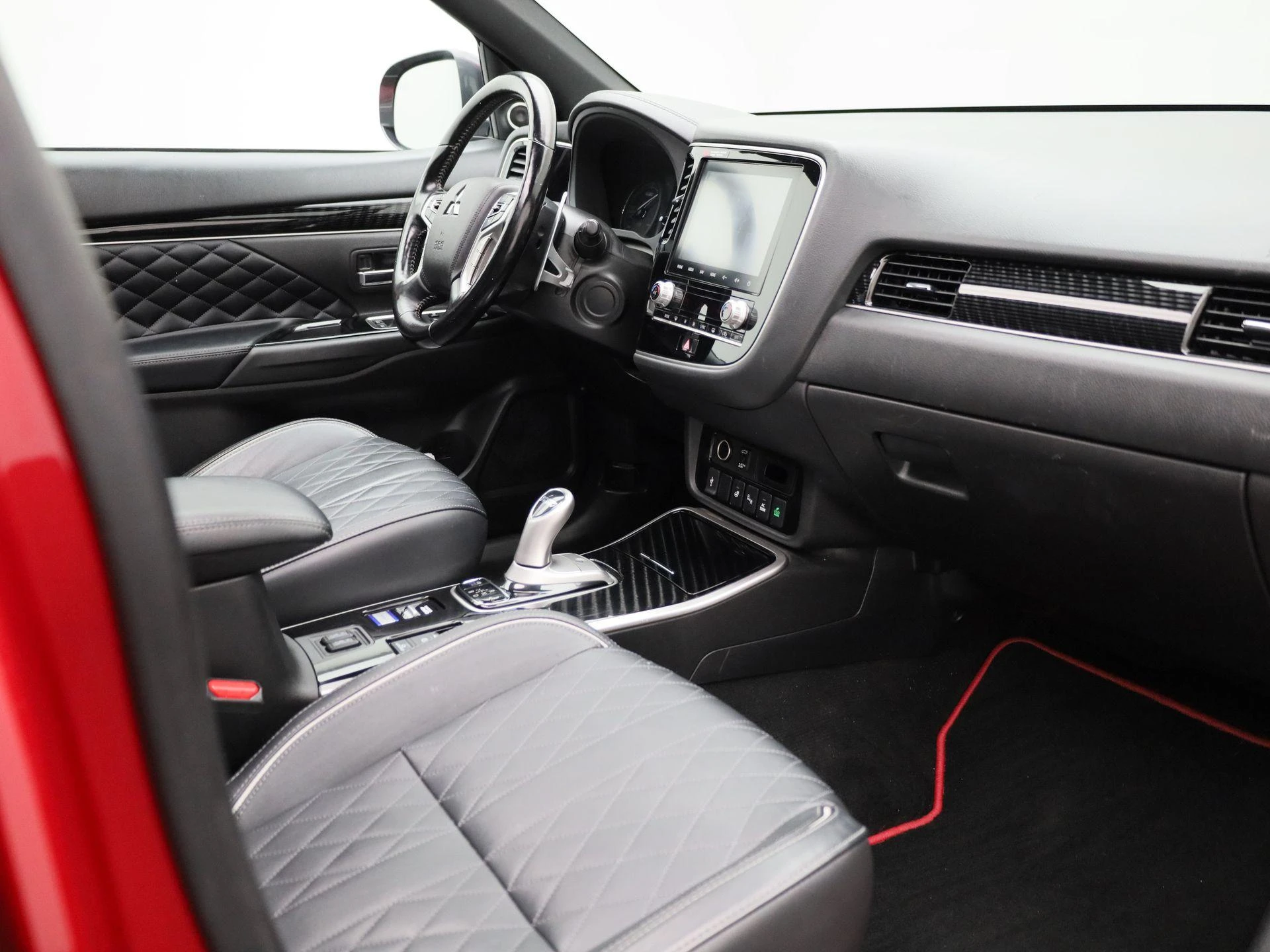 Mitsubishi-Outlander-image-40