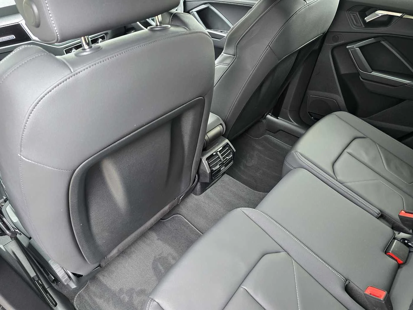 Audi-Q3-image-48