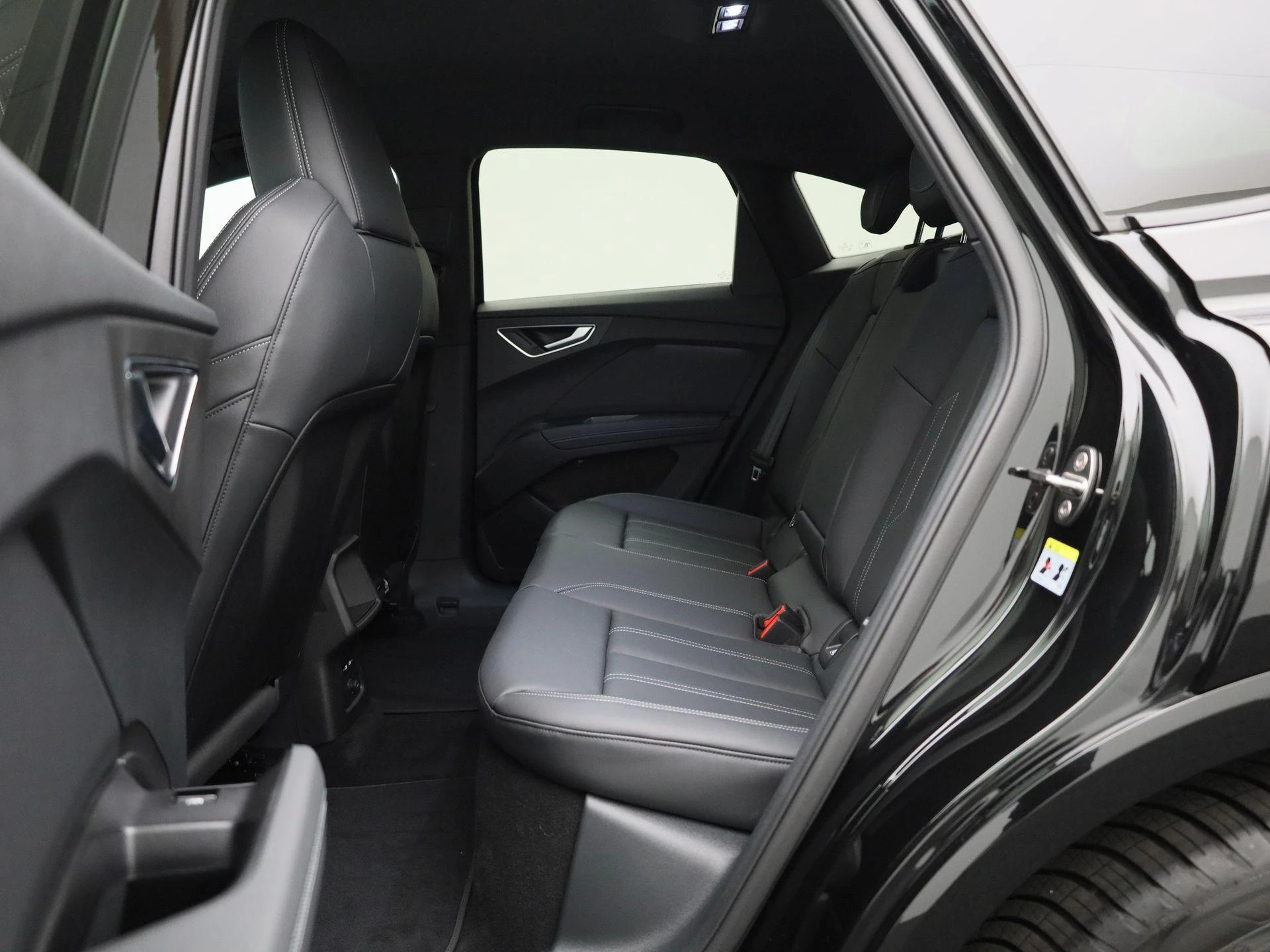 Audi-Q4 Sportback e-tron-image-26
