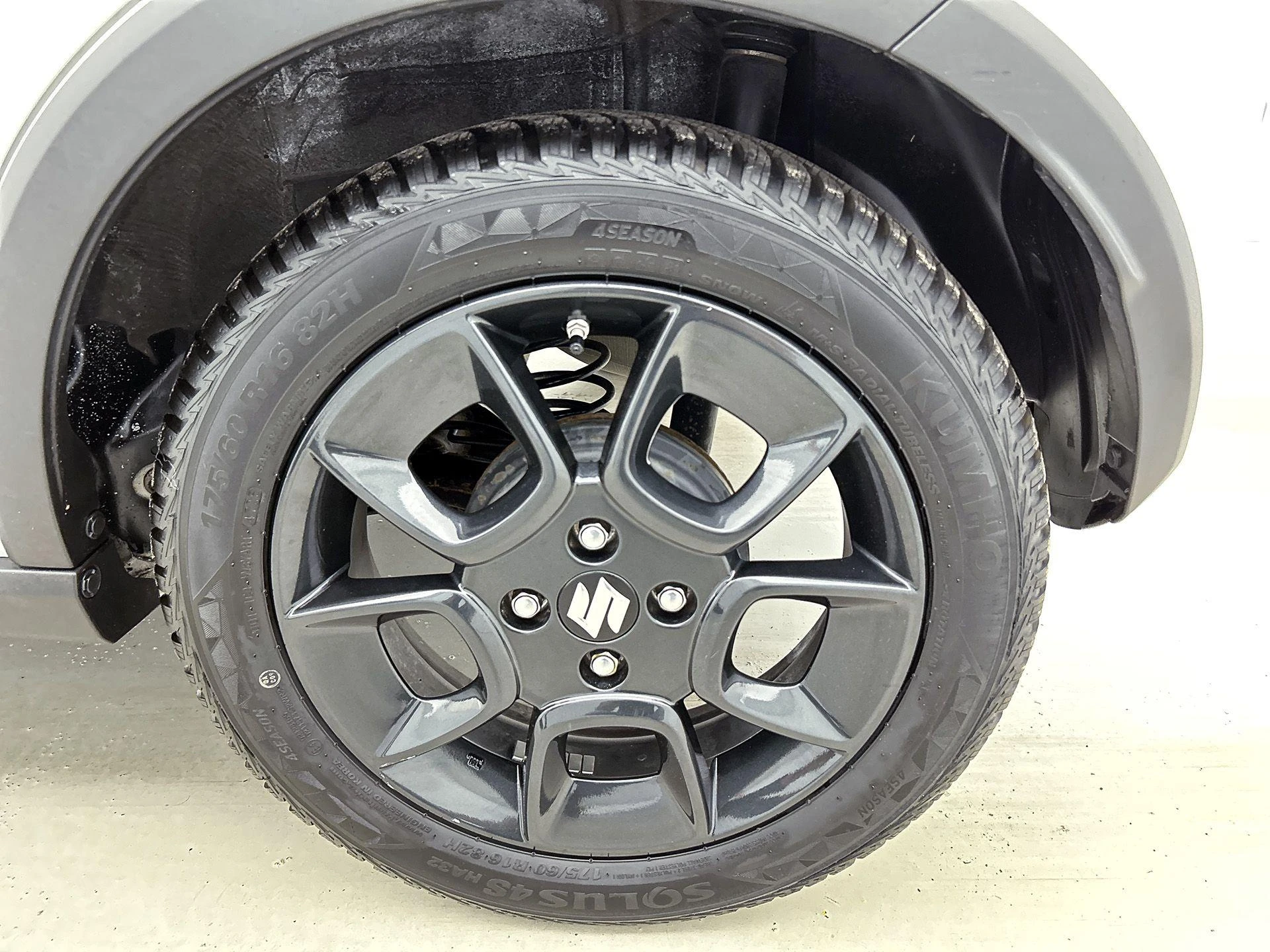 Suzuki-Ignis-image-28