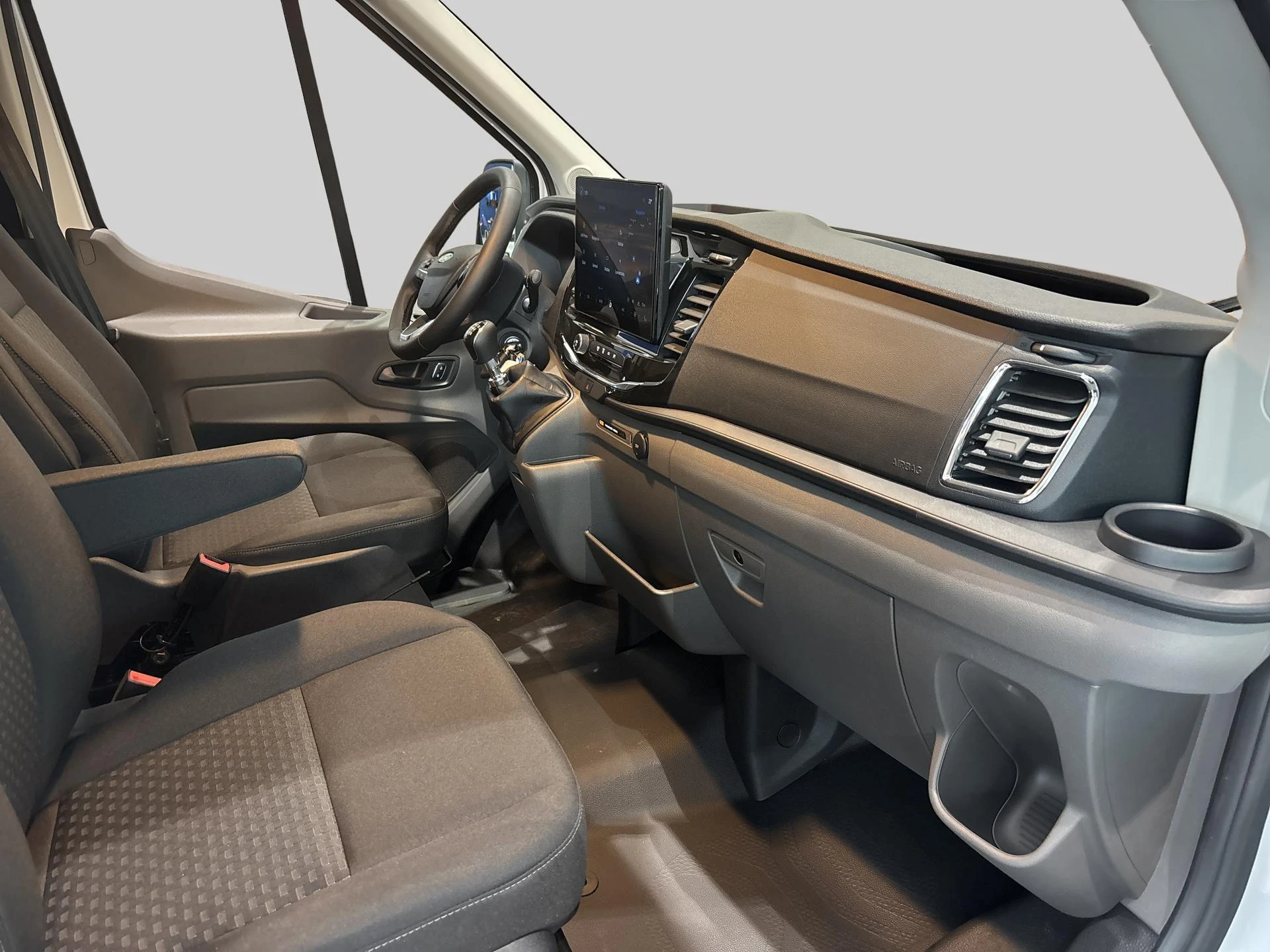 Ford-Transit-image-19