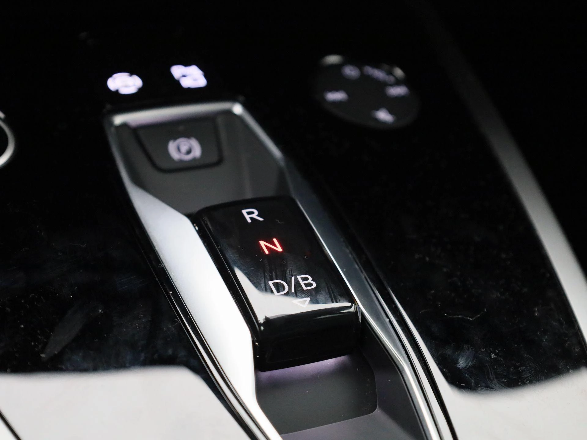 Audi-Q4 e-tron-image-35