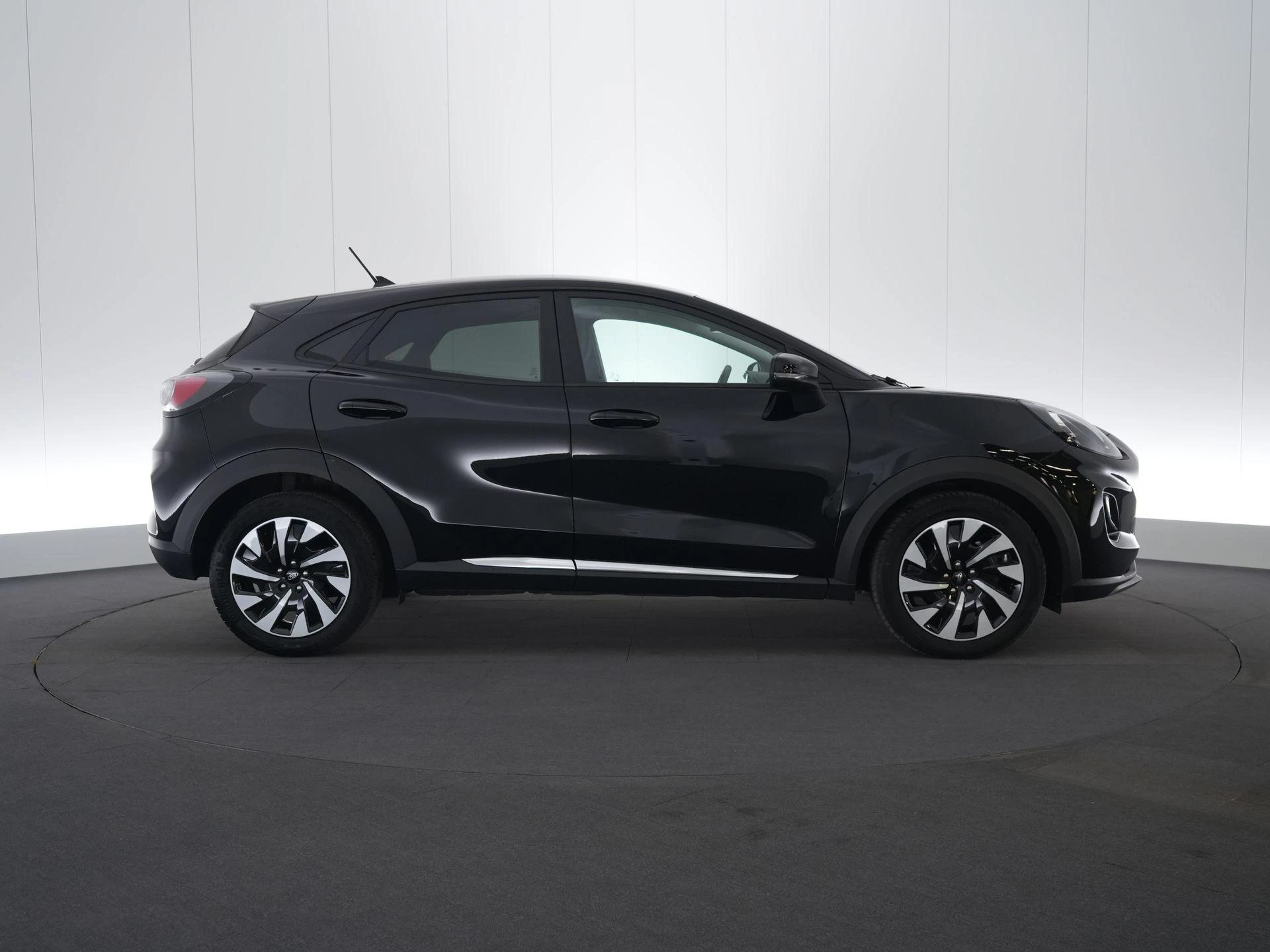 Ford-Puma-image-5