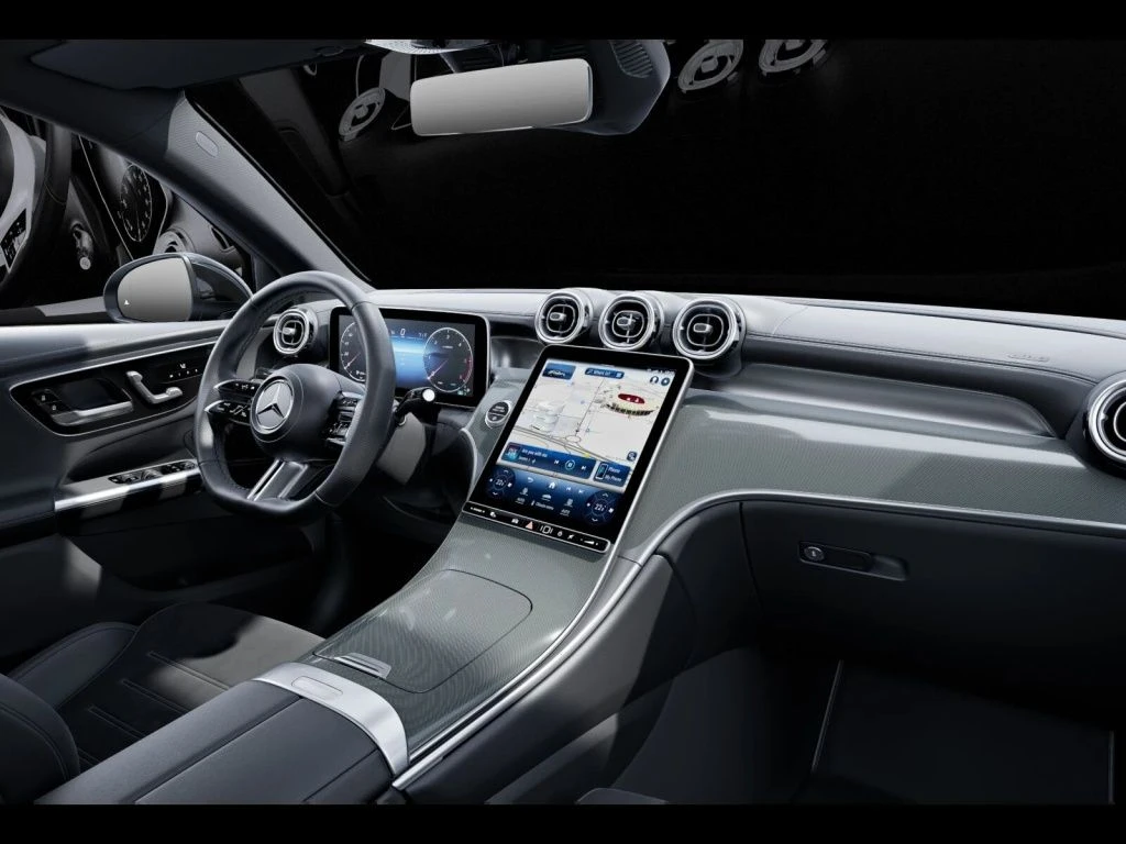 Mercedes-Benz-GLC 220 d-image-12