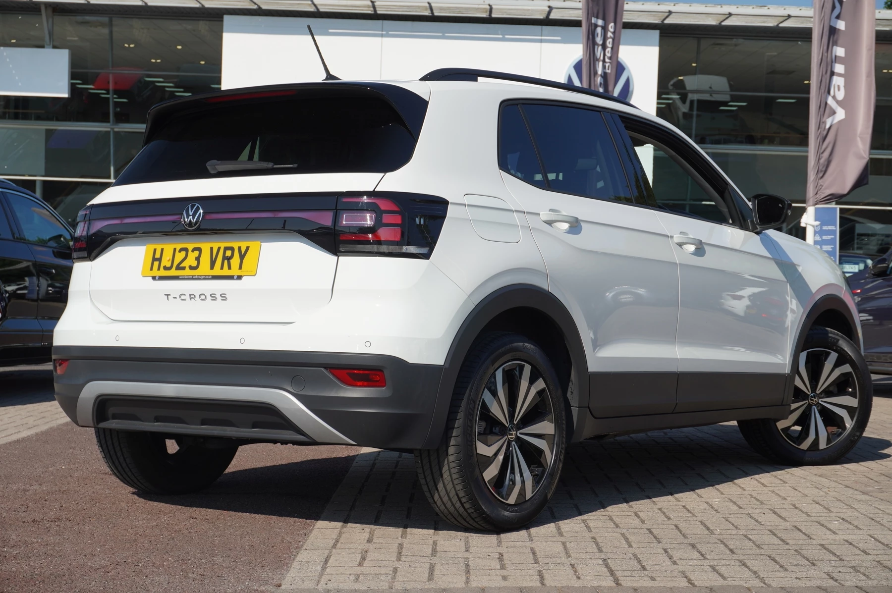 Volkswagen-T-Cross-image-23