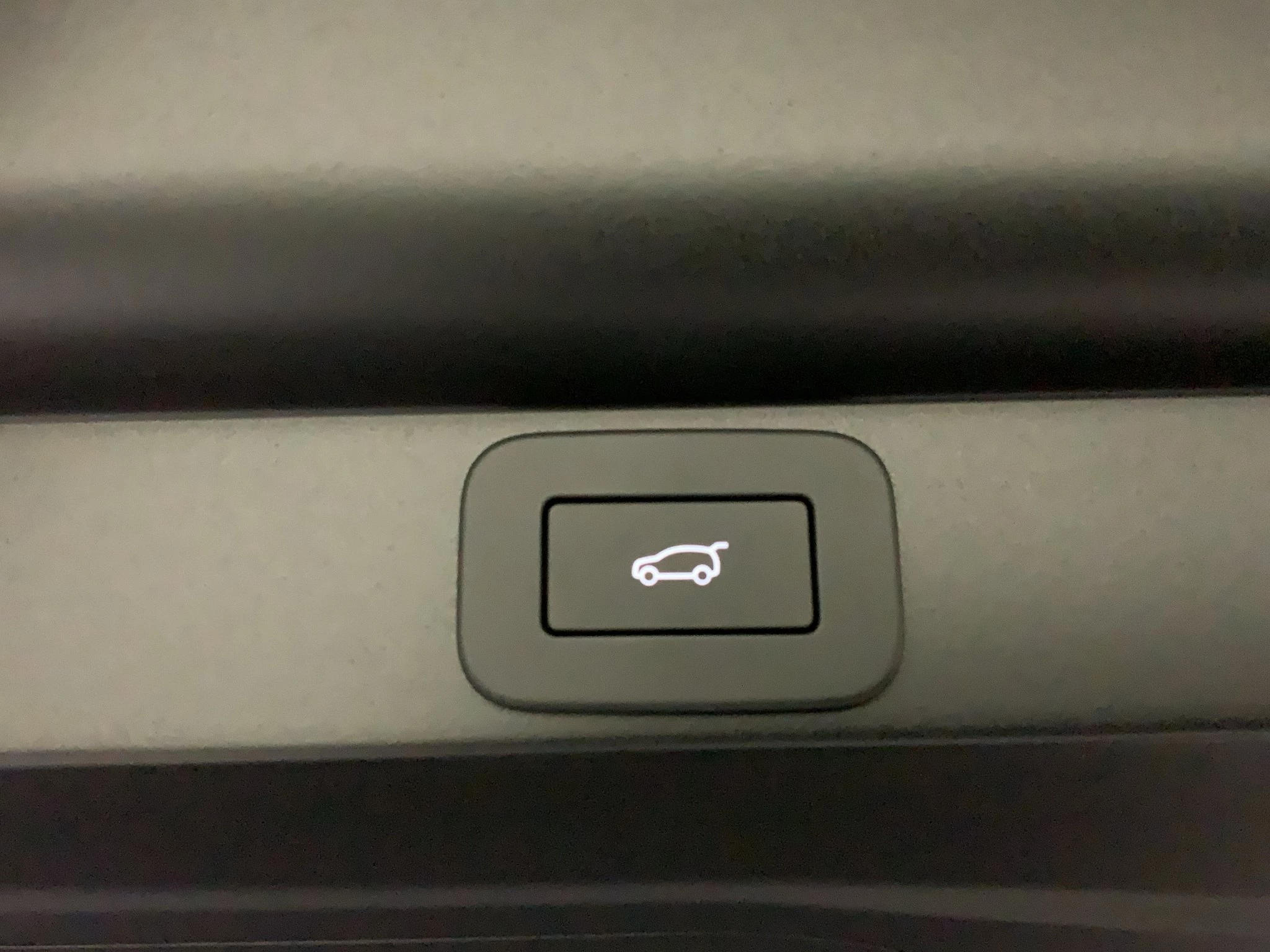 Land Rover-Range Rover-image-26