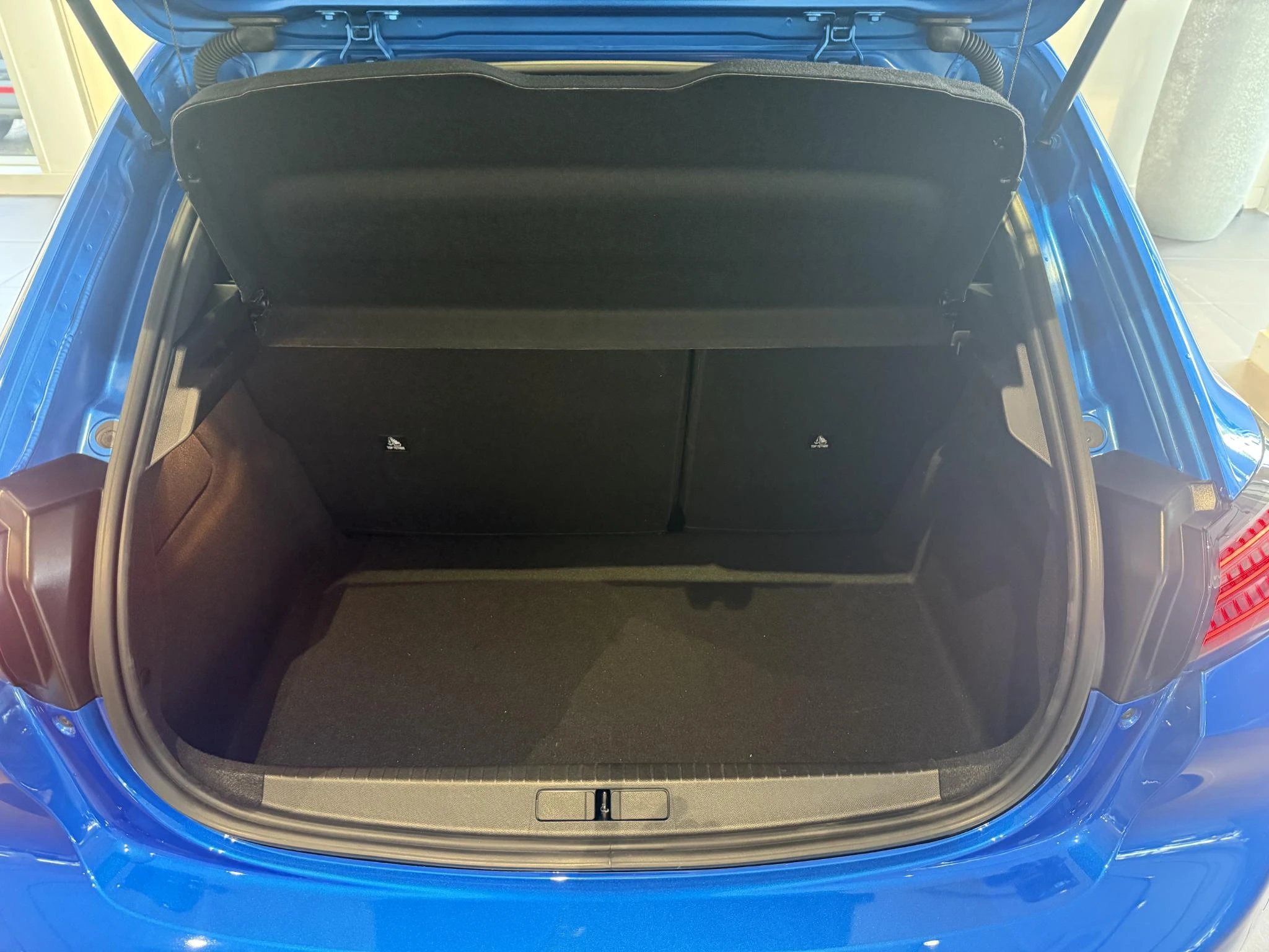 Peugeot-208-image-15