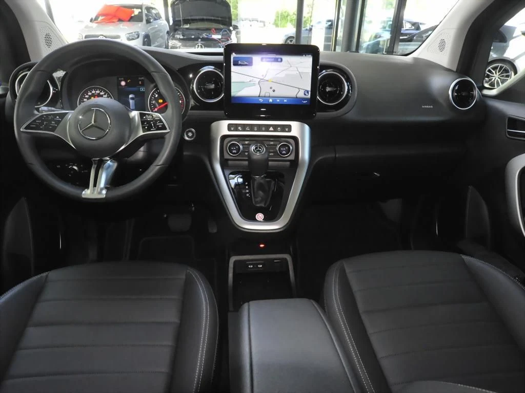 Mercedes-Benz-T-Klasse 180-image-10