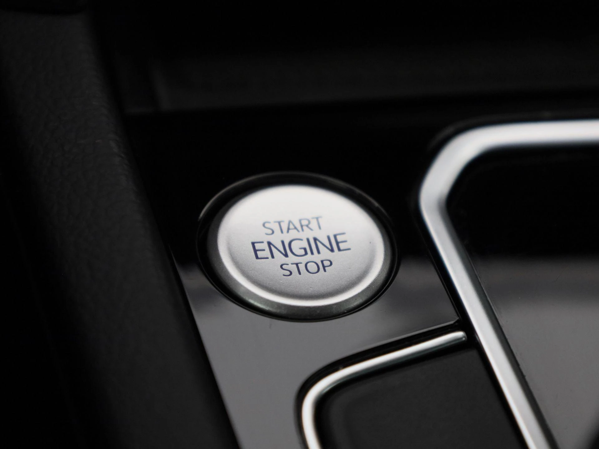 Volkswagen-Passat-image-20