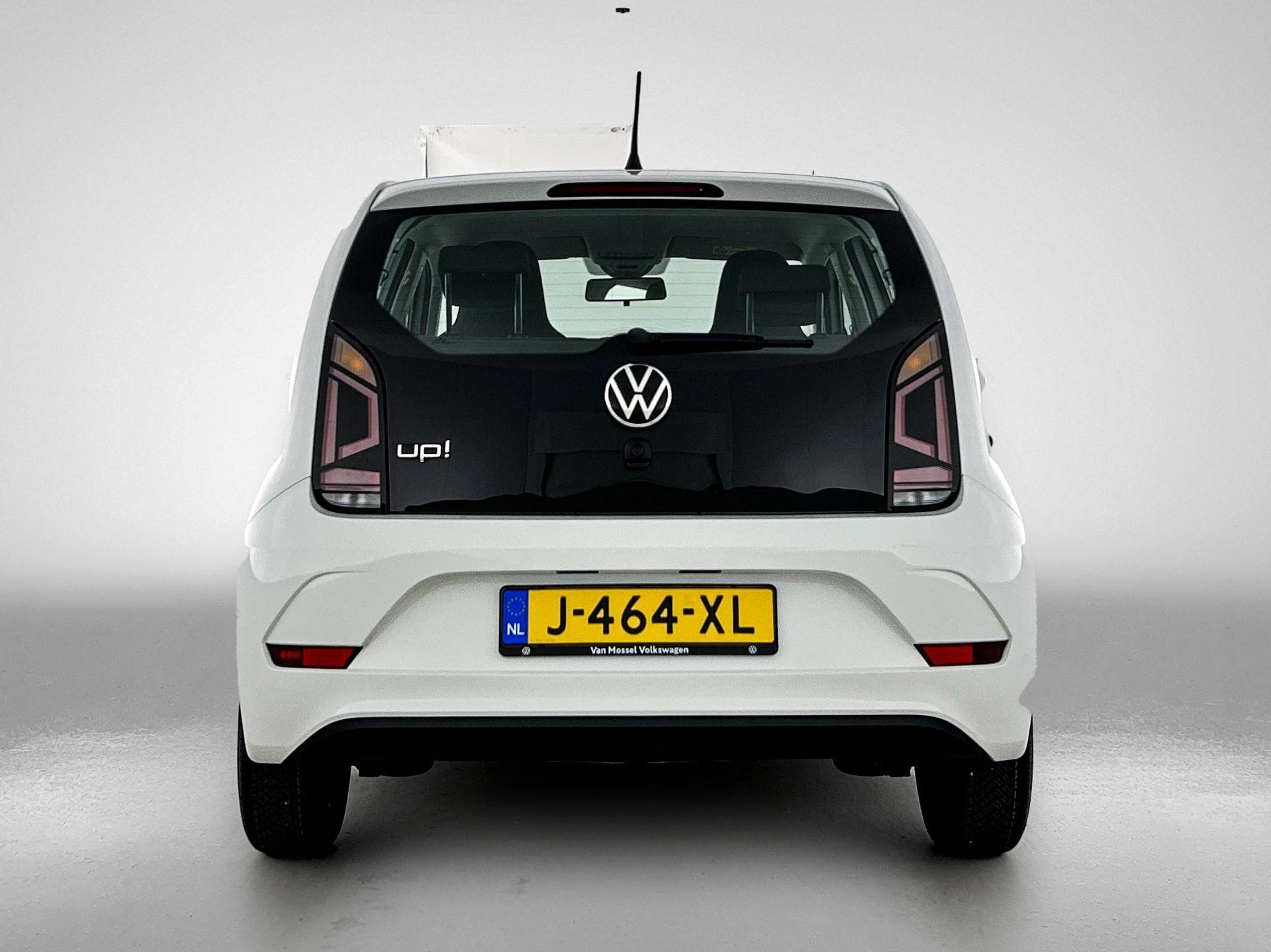Volkswagen-up!-image-2