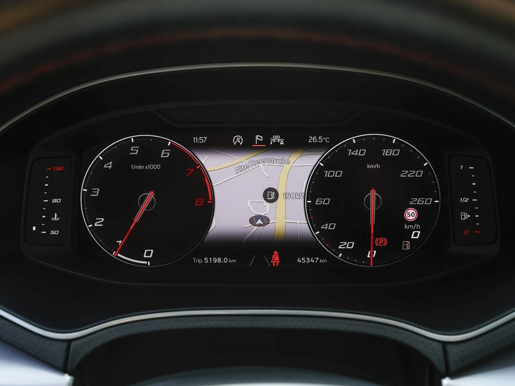 SEAT-Arona-image-13