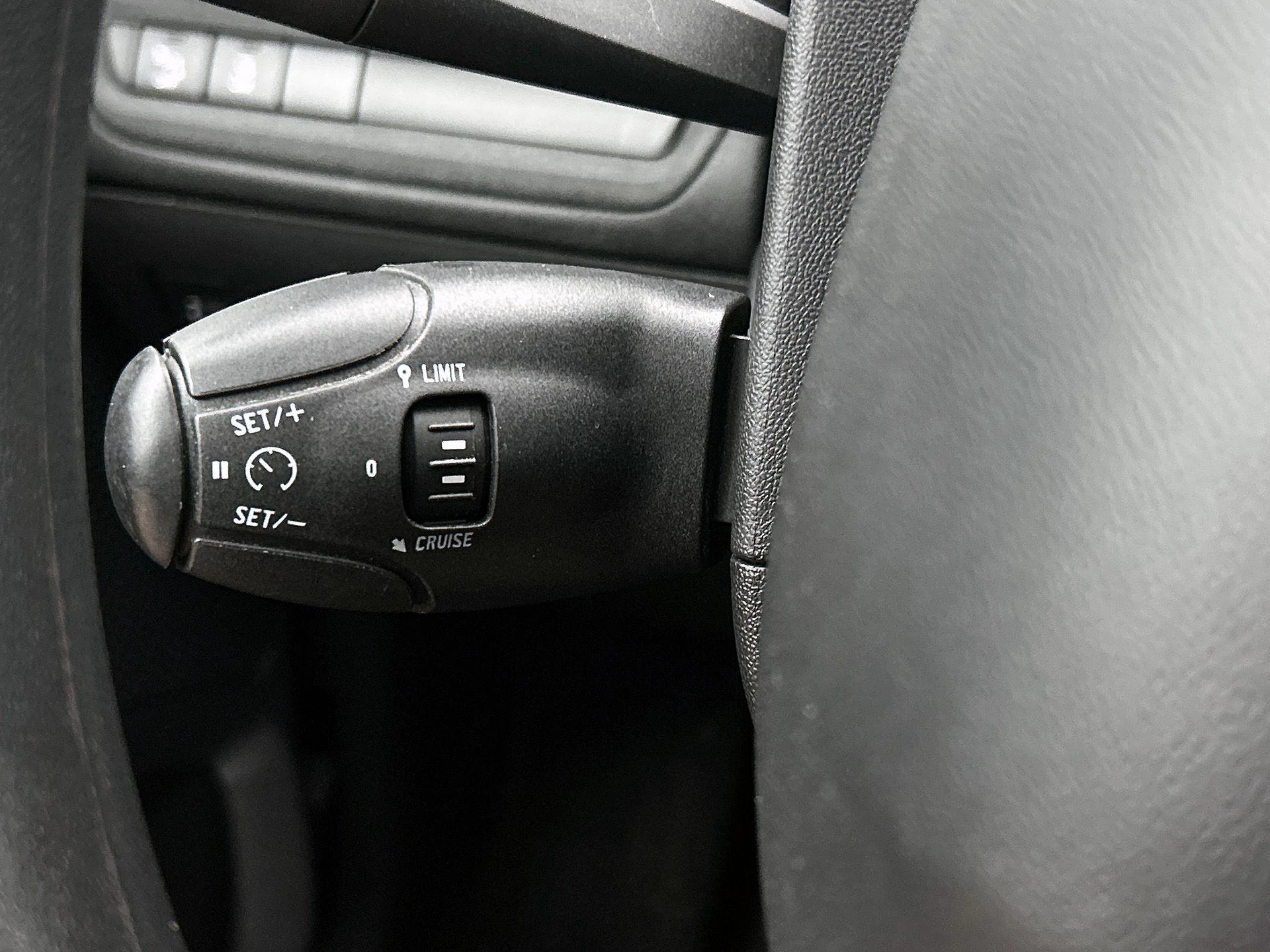 Peugeot 208 1.2 PureTech Blue Lion