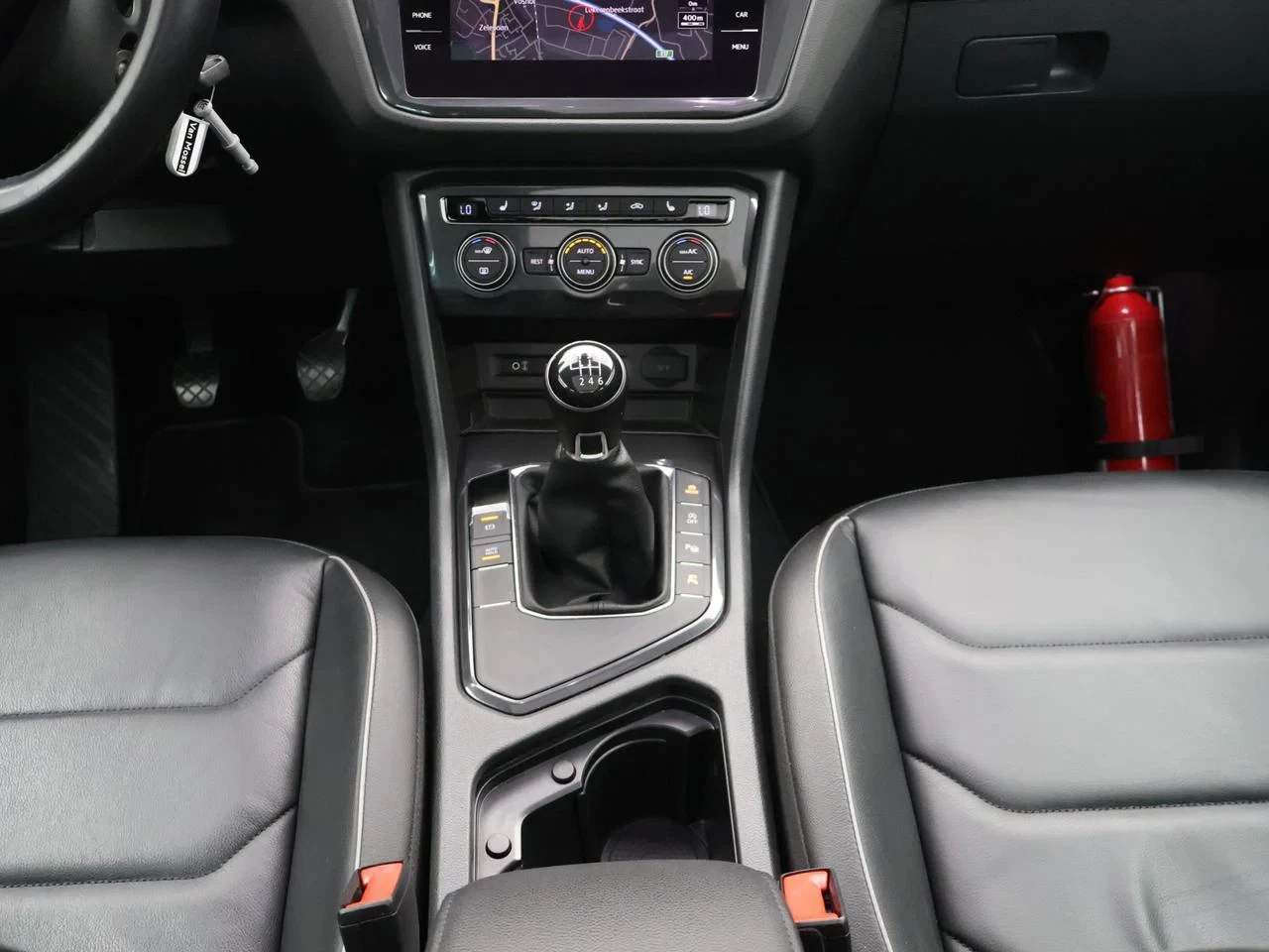 Volkswagen Tiguan Tiguan 1.4TSI 150PK *PANODAK*TREKHAAK*LEDER*PDC*ACC*NAVI*APP-CONNECT*MEMORY SEATS*...*