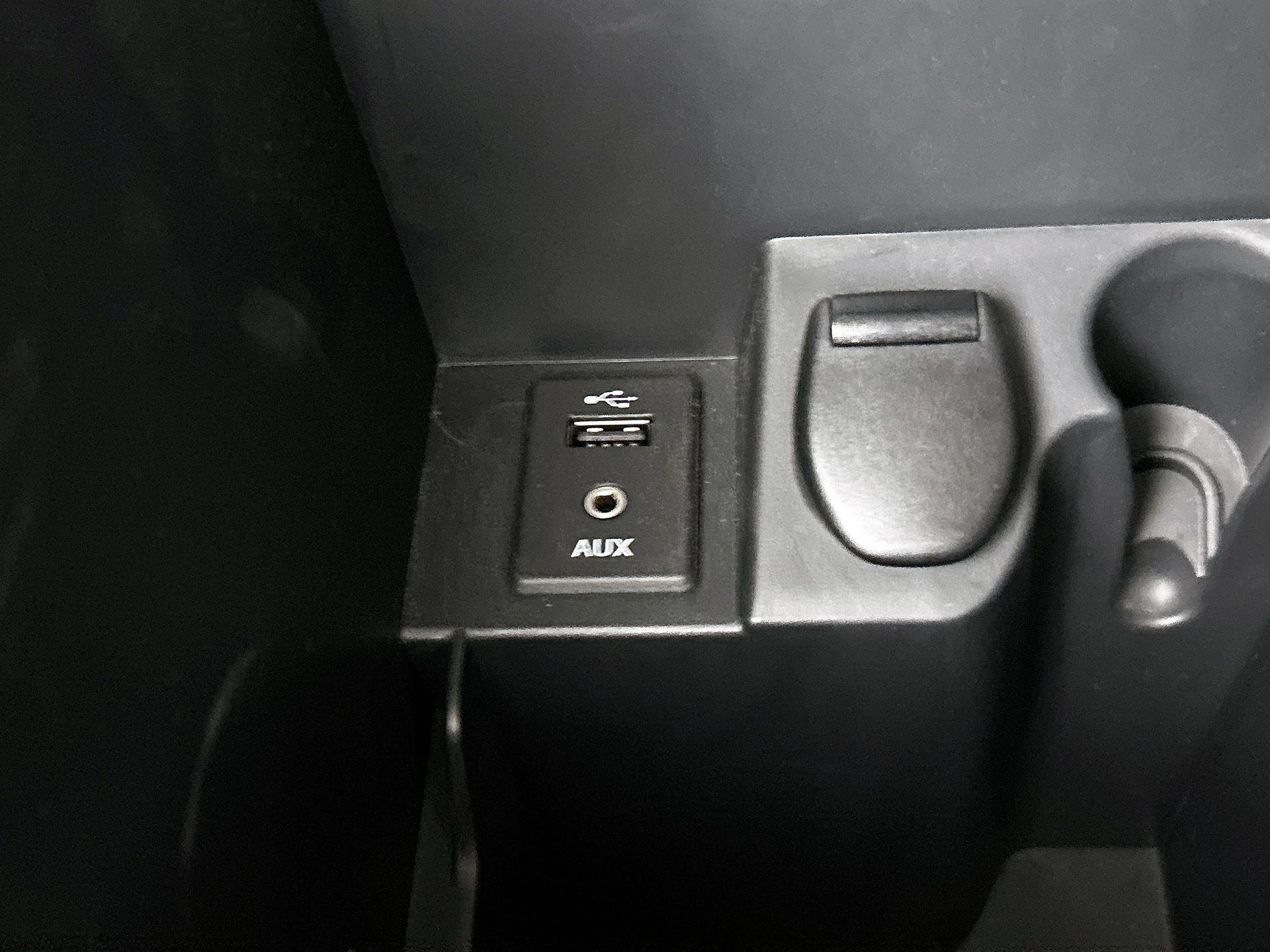Nissan-QASHQAI-image-38