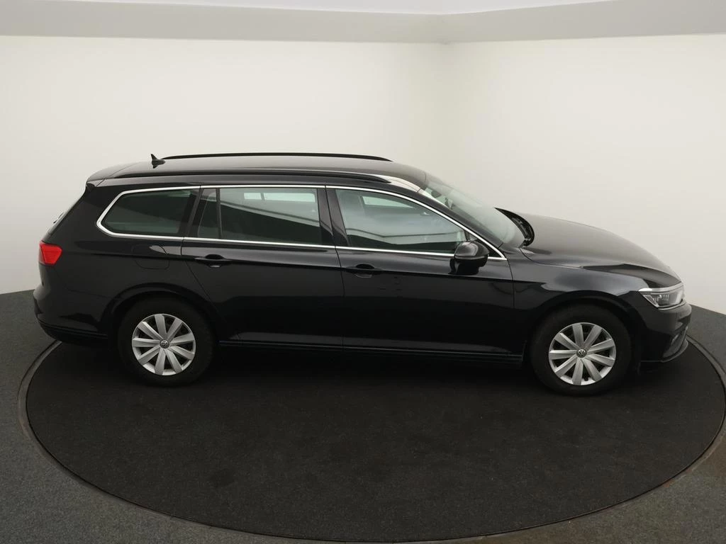 Volkswagen Passat Variant Passat Variant Style 'Business' 2.0 TDI 122PK *AUTOMAAT*NAVI*TREKHAAK*CAMERA*PDC*KEYLESS*CRUISE*...*