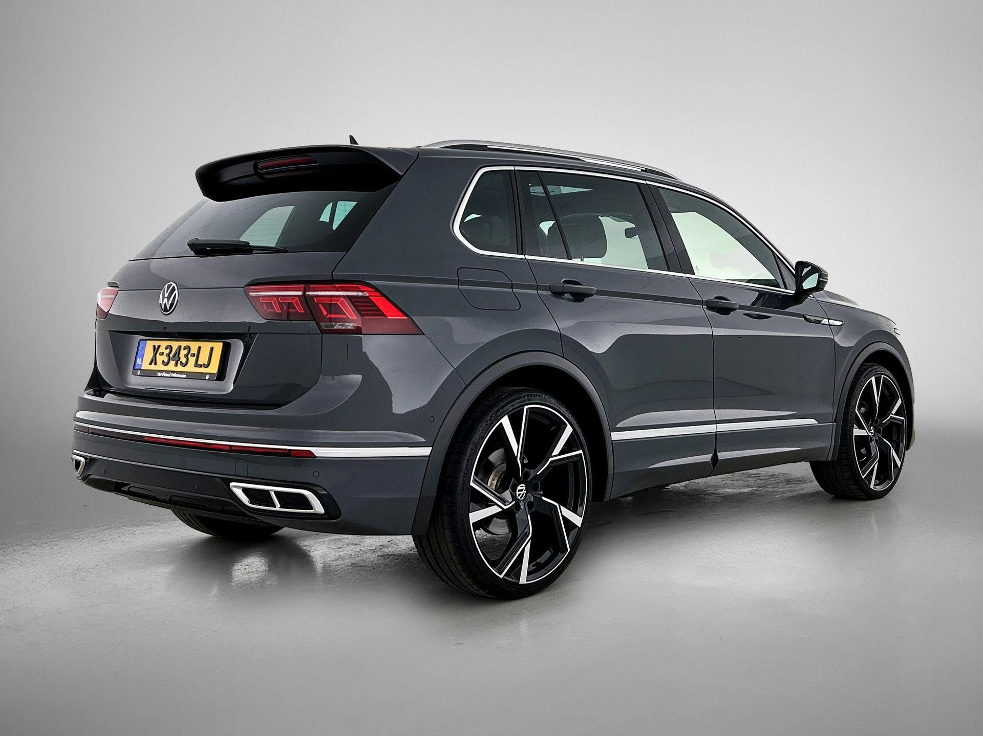 Volkswagen Tiguan 1.5 TSI R-Line Business