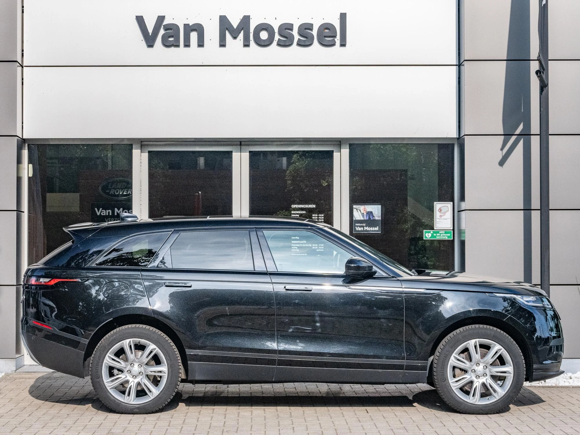 Land Rover Range Rover Velar P400e SE AWD Auto. 23MY