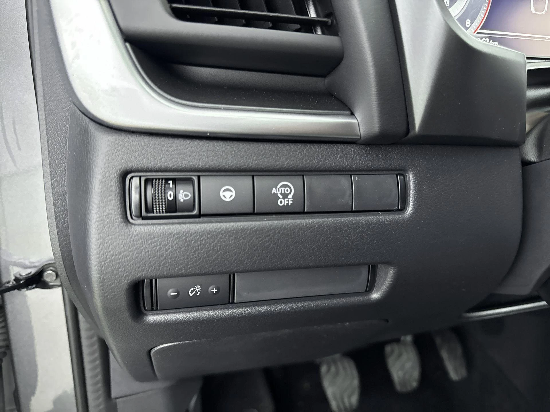 Nissan-QASHQAI-image-14