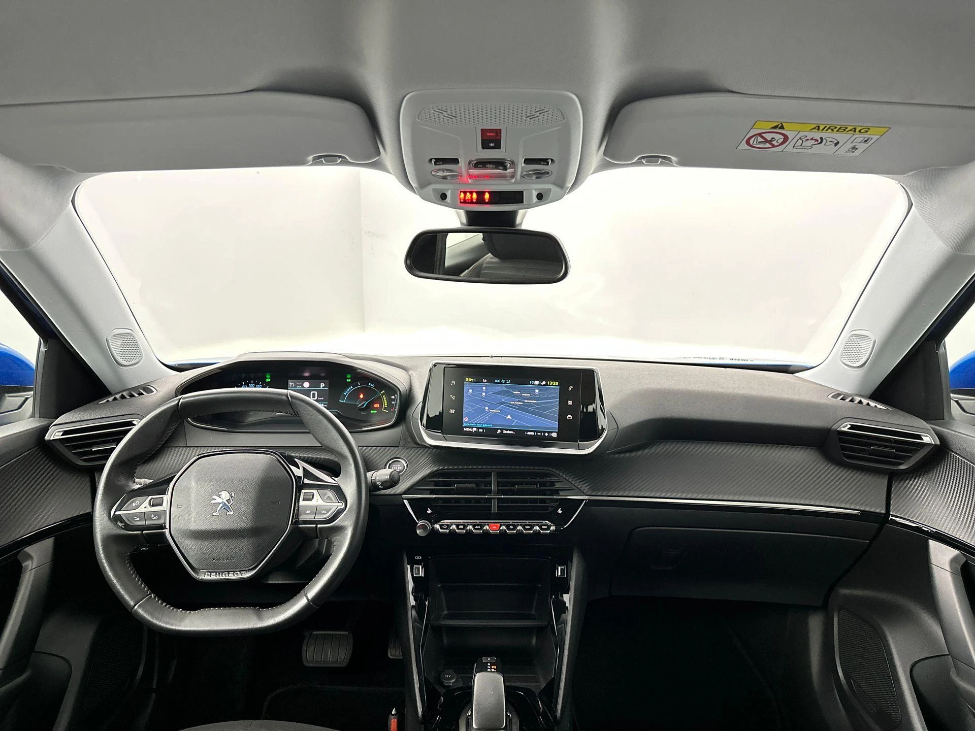 Peugeot-e-2008-image-22