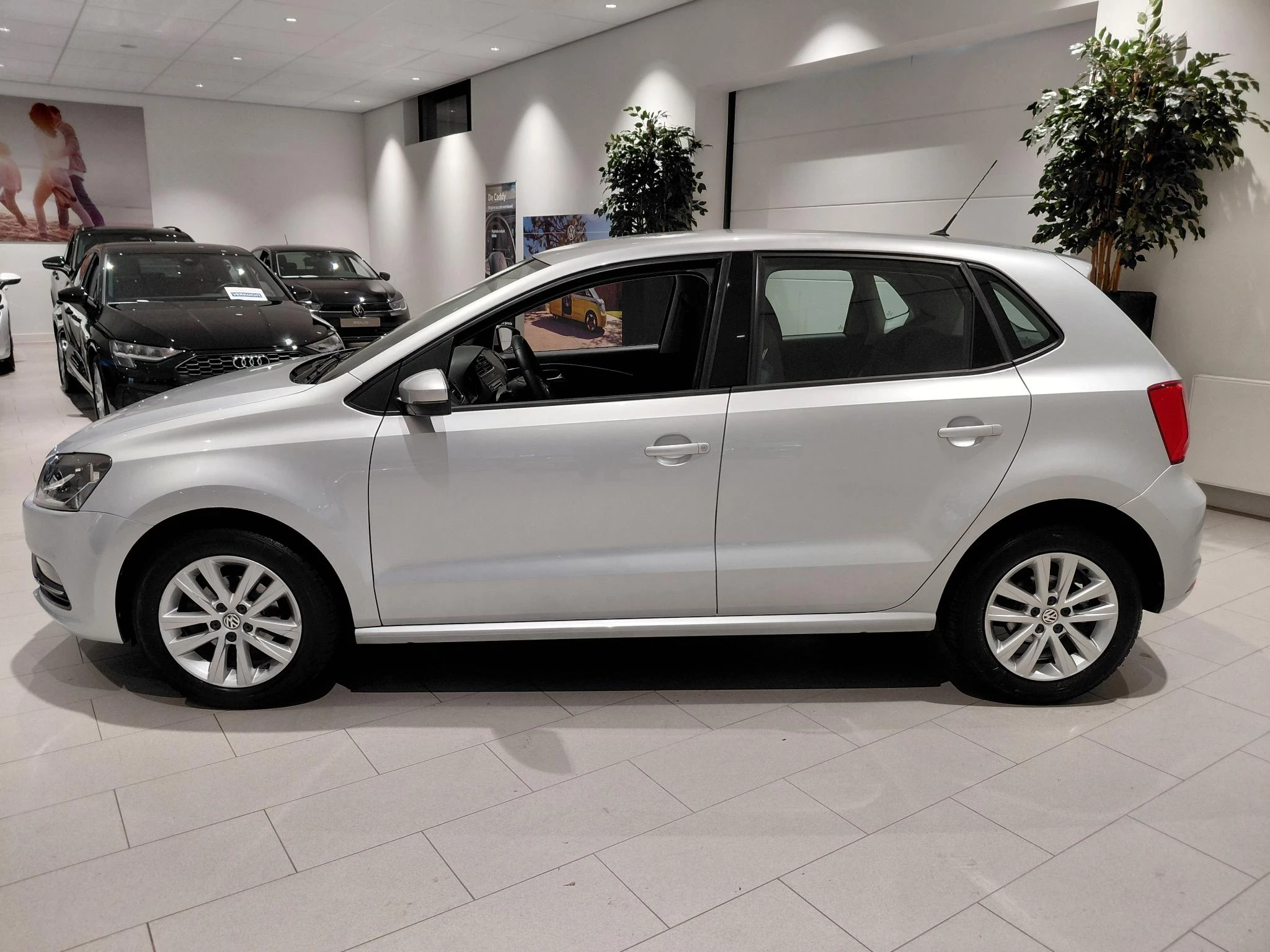 Volkswagen Polo 1.2 TSI Comfortline Business R