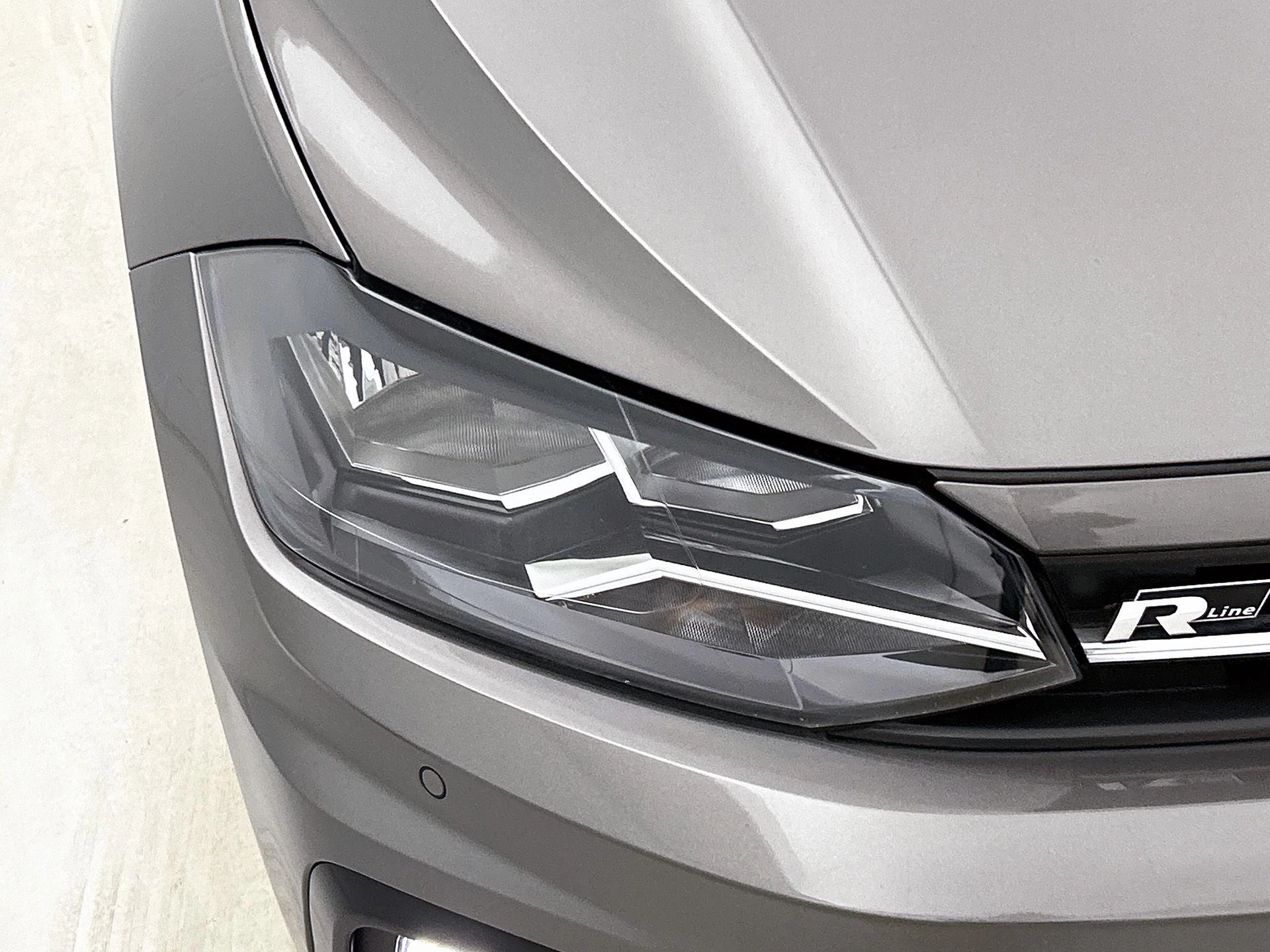 Volkswagen-Polo-image-11