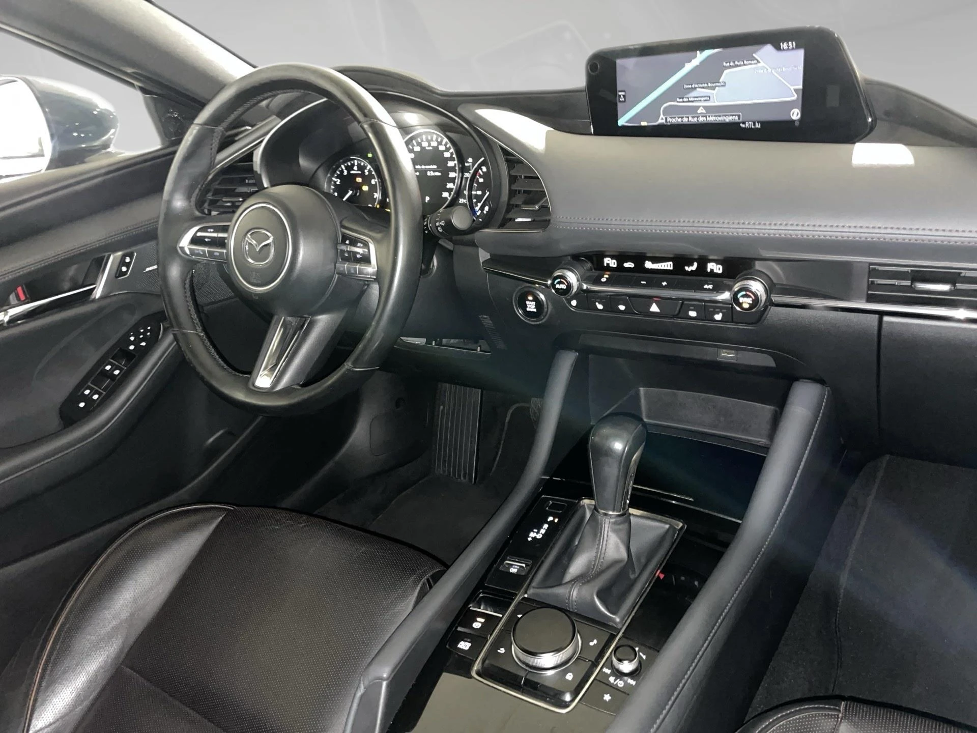 Mazda-3-image-6