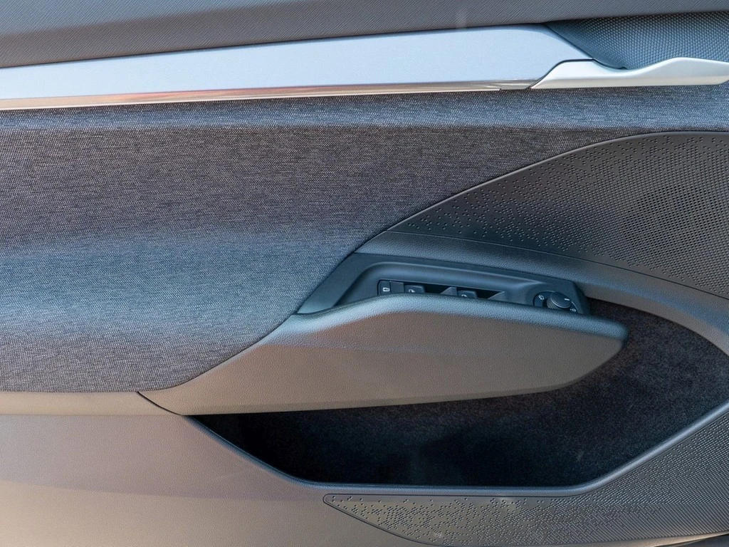 Škoda Elroq 85 Loft Wärmepumpe, AHK