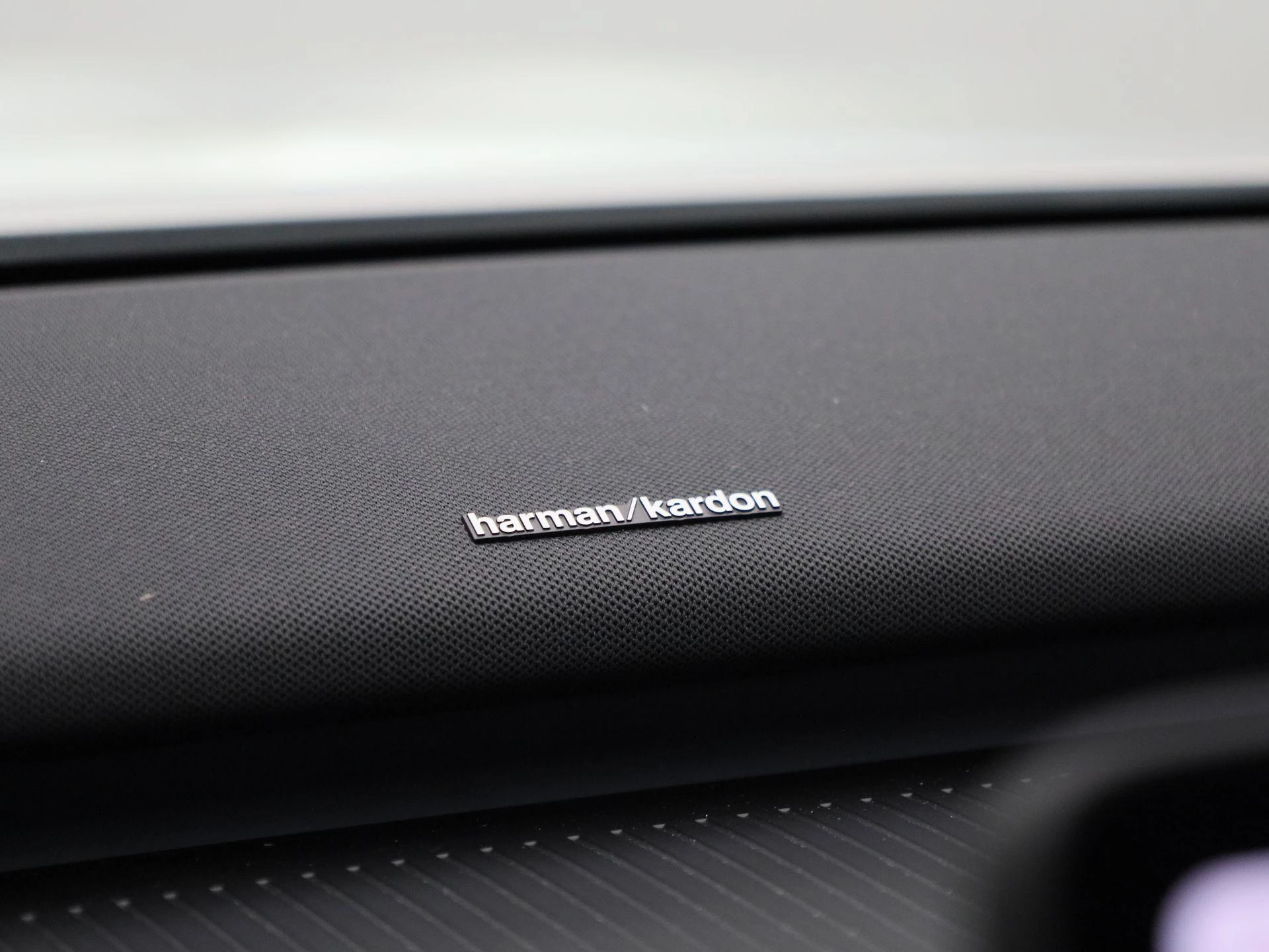 Volvo-EX30-image-26