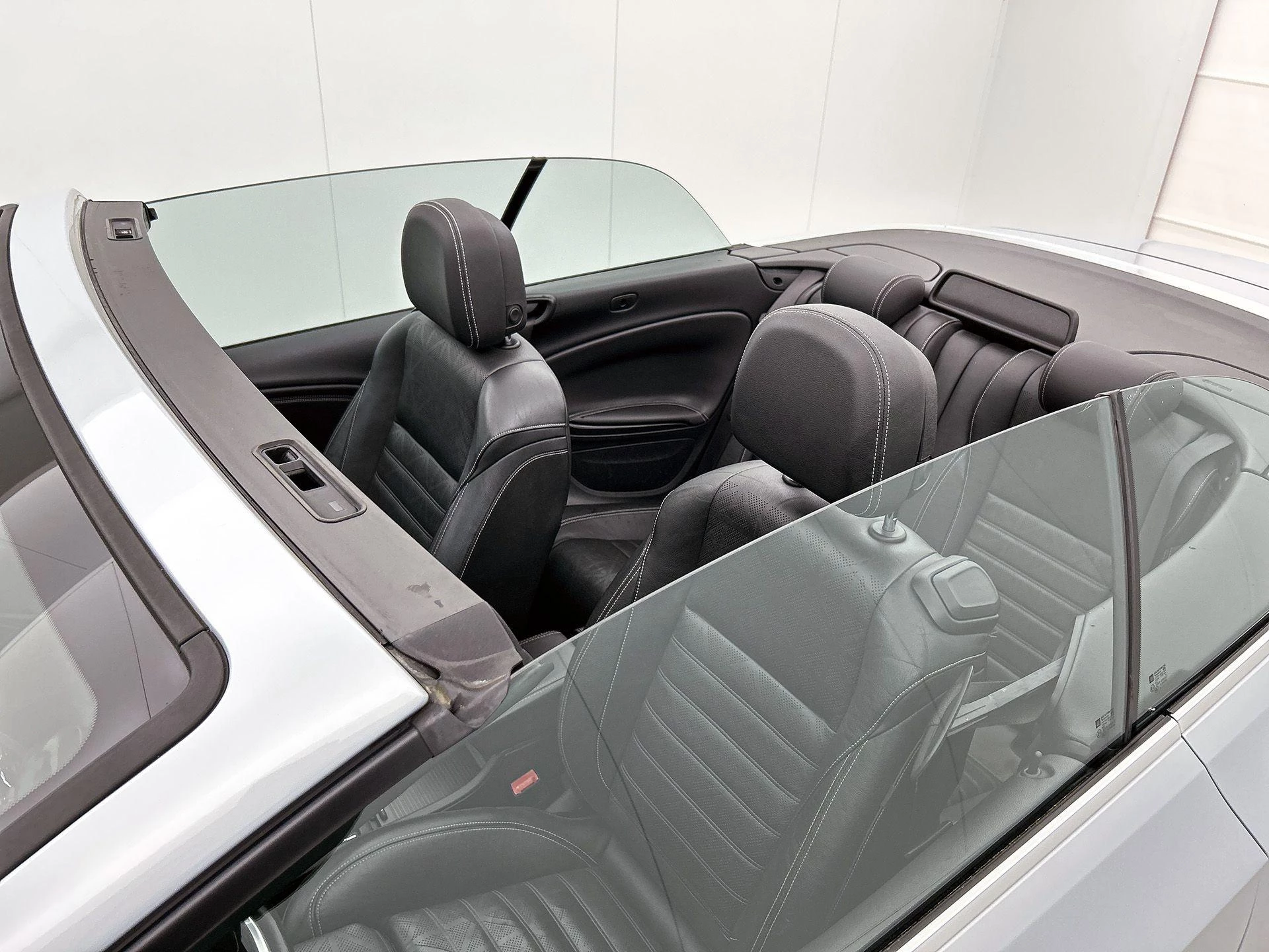 Opel-Cascada-image-32