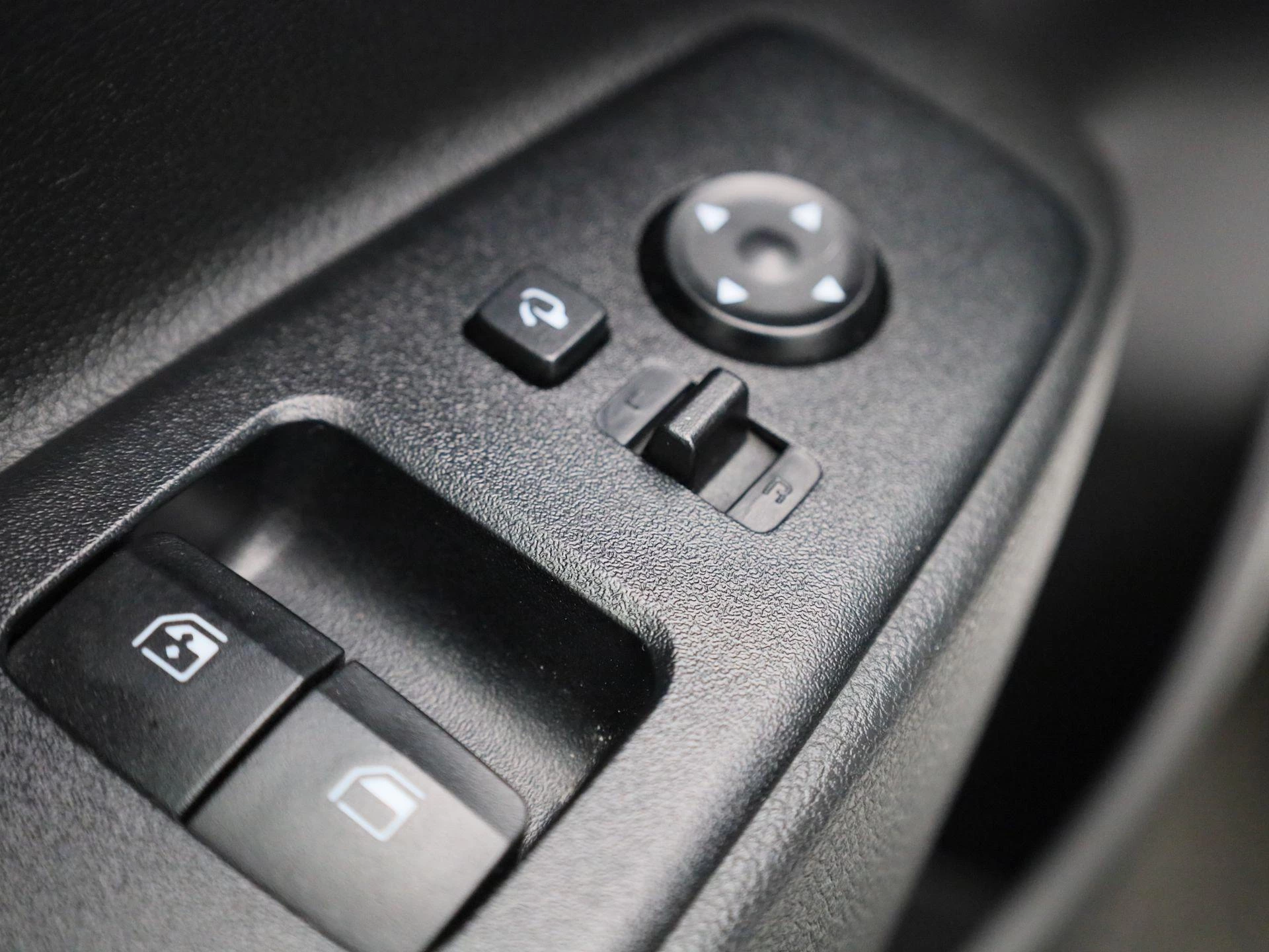 Hyundai-i10-image-24