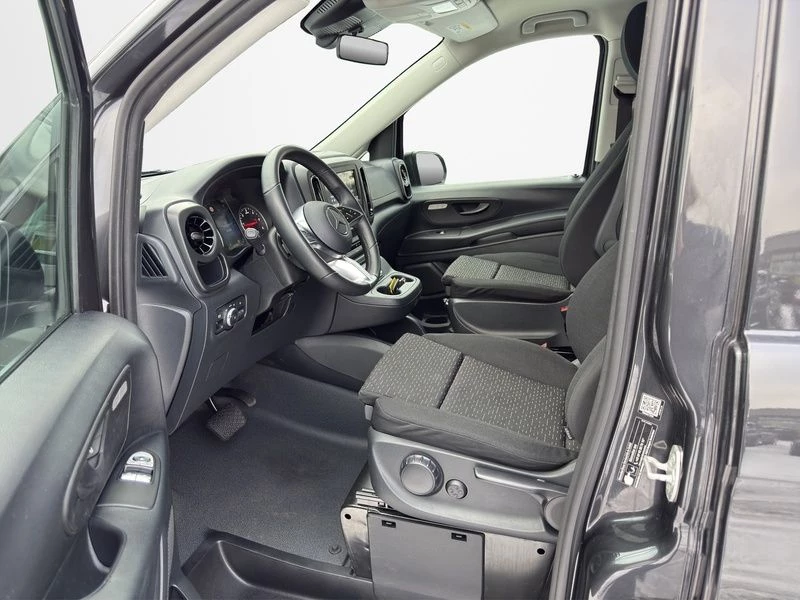 Mercedes-Benz Vito 116 TOURER NEUES MODELL AHK KAMERA NAVI DAB Tourer