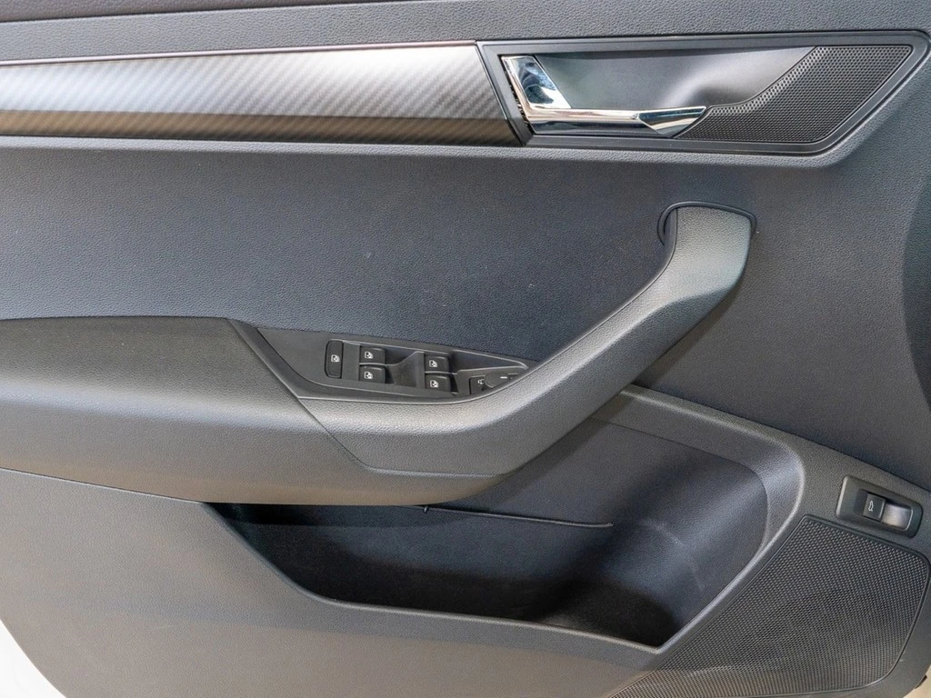 Škoda Karoq 1.5TSI DSG Sportline Navi/ACC