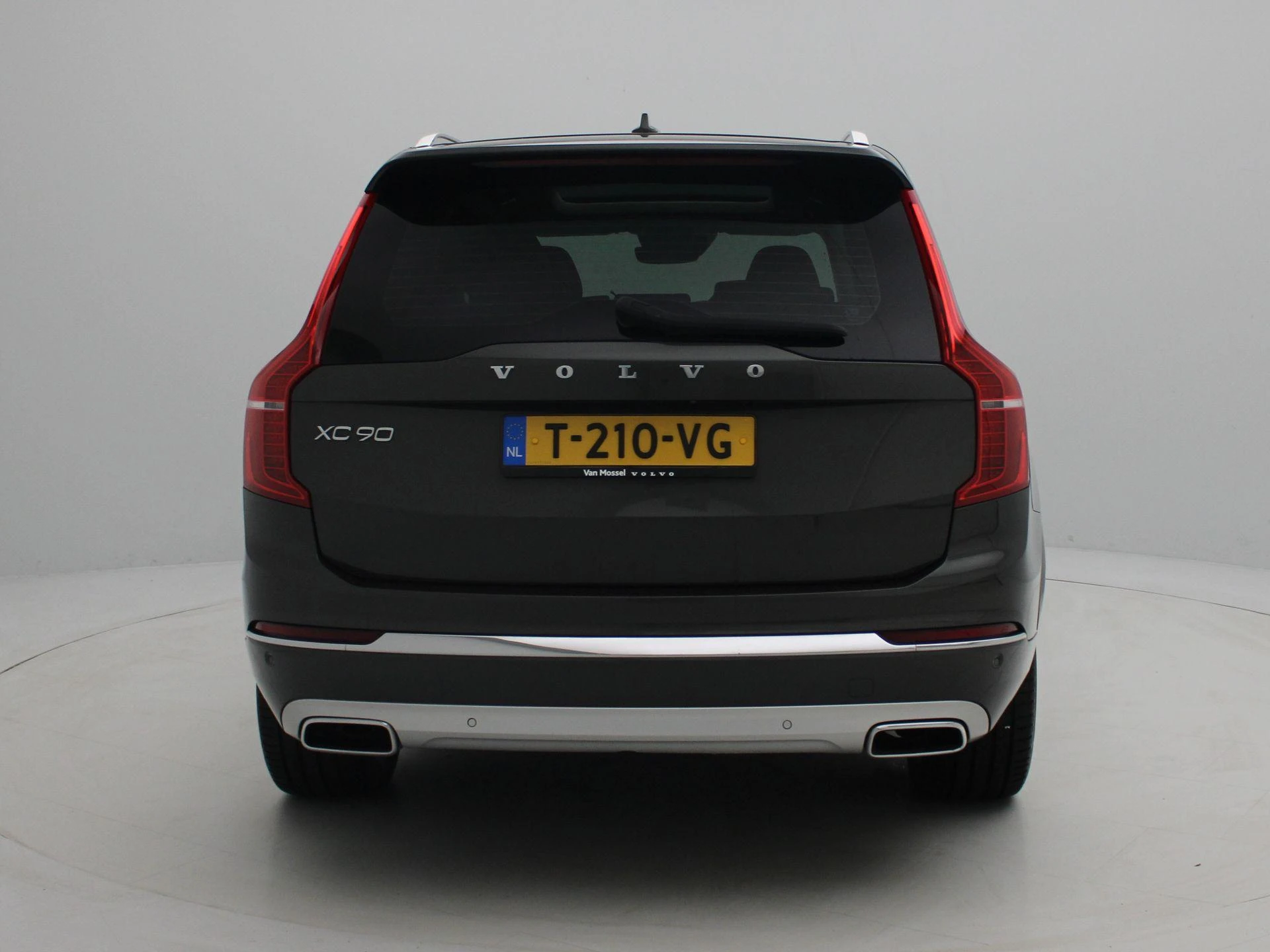 Volvo-XC90-image-5