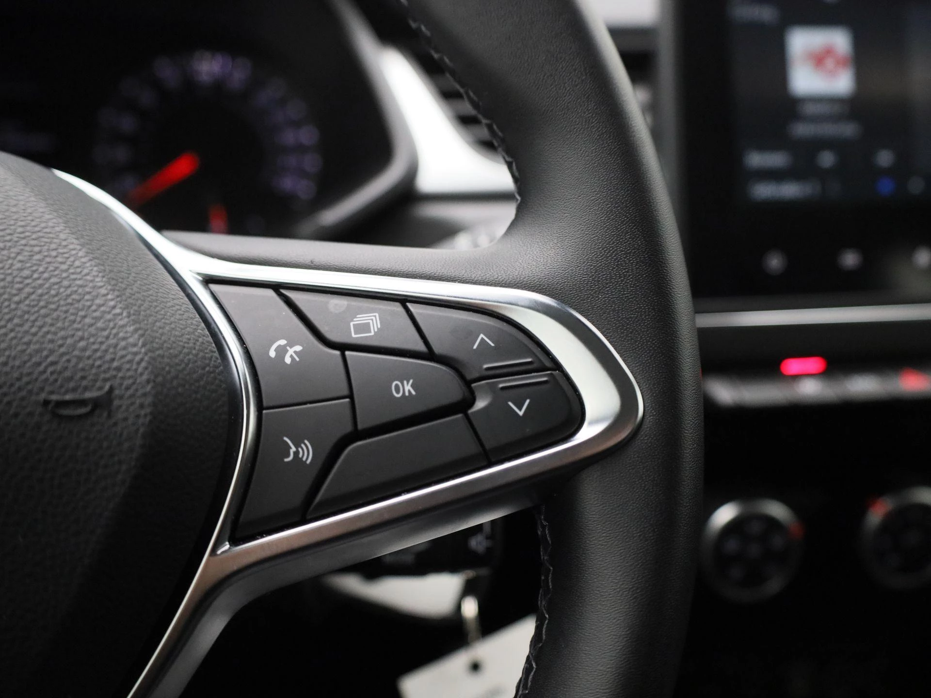 Renault-Captur-image-17