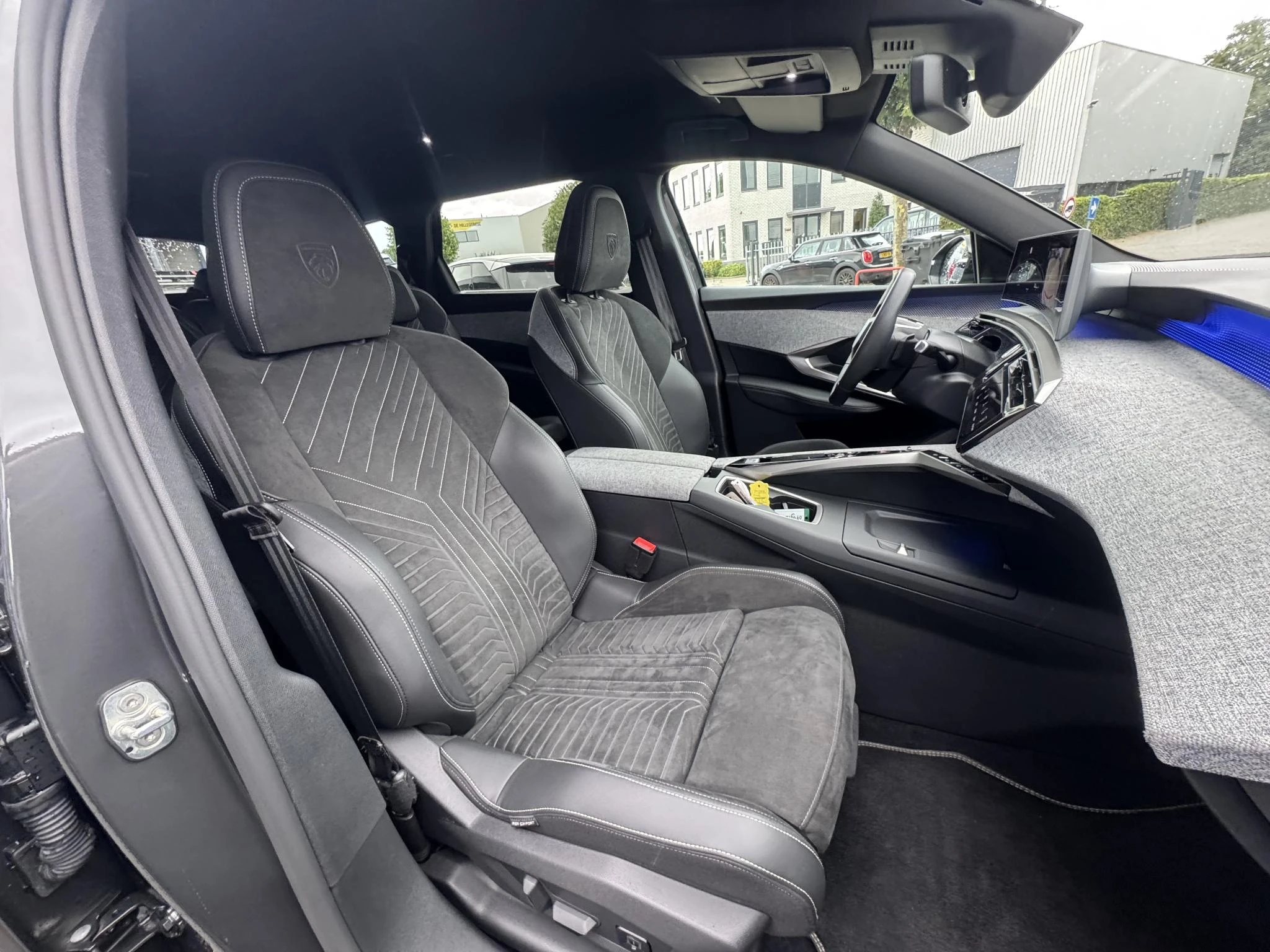 Peugeot-5008-image-13