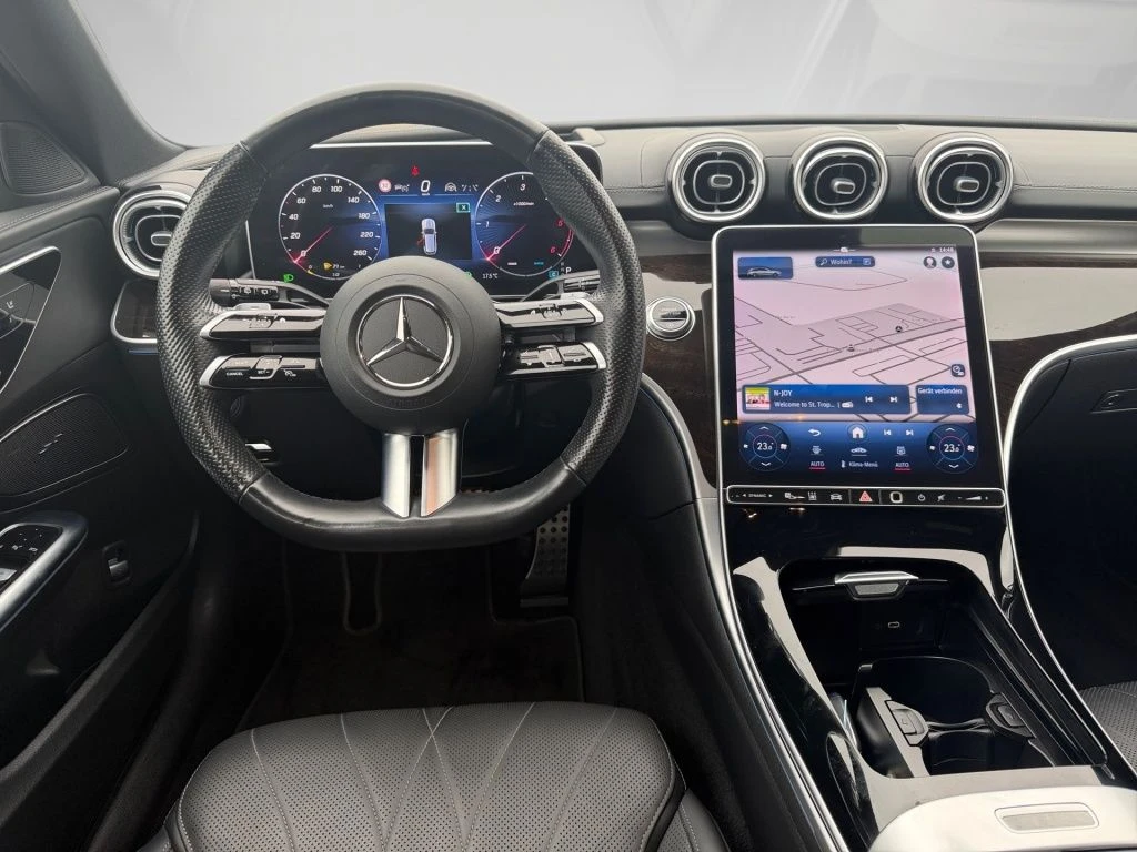 Mercedes-Benz-C-Klasse 220-image-10