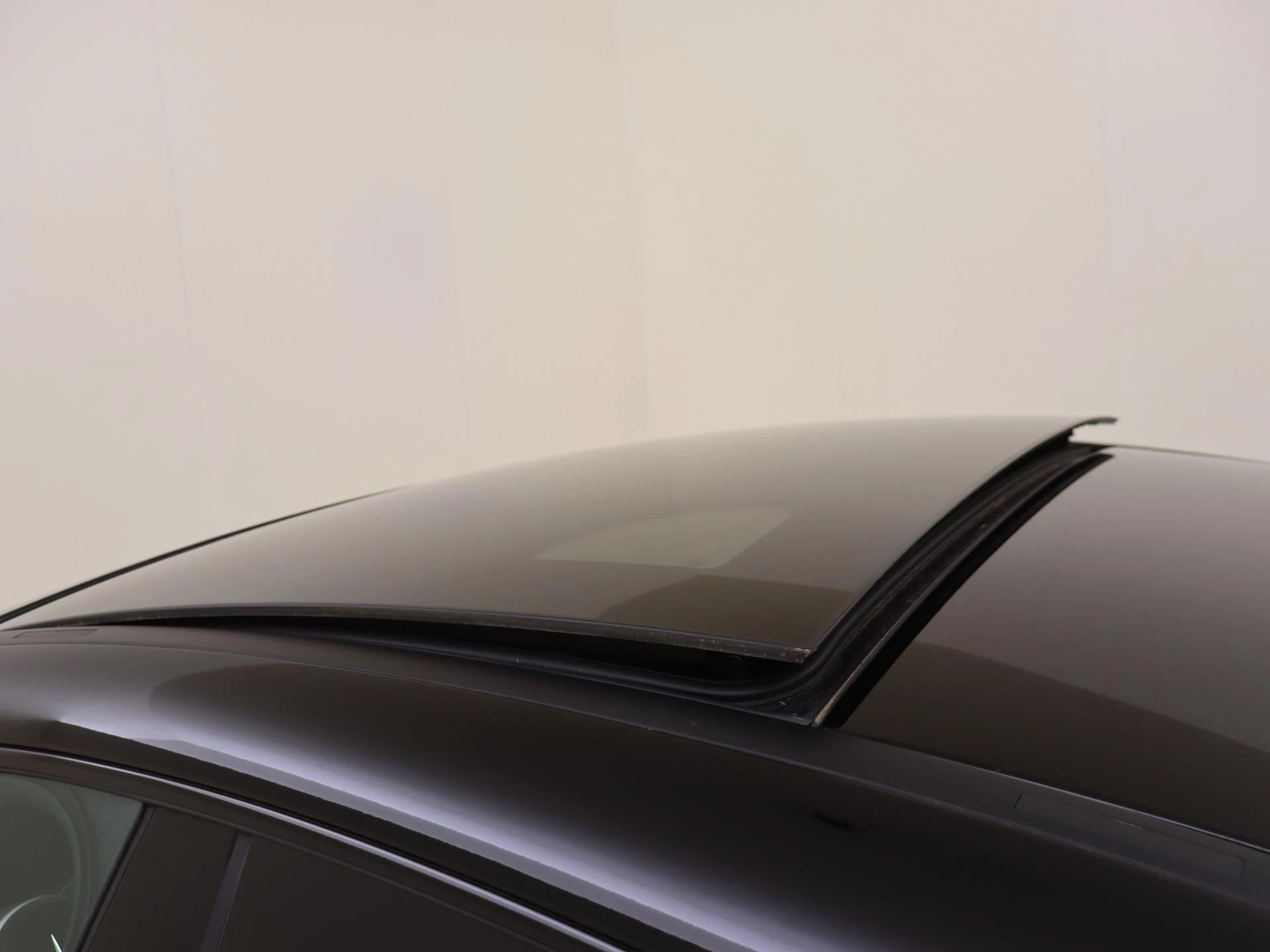 Mercedes-Benz-CLA-image-28