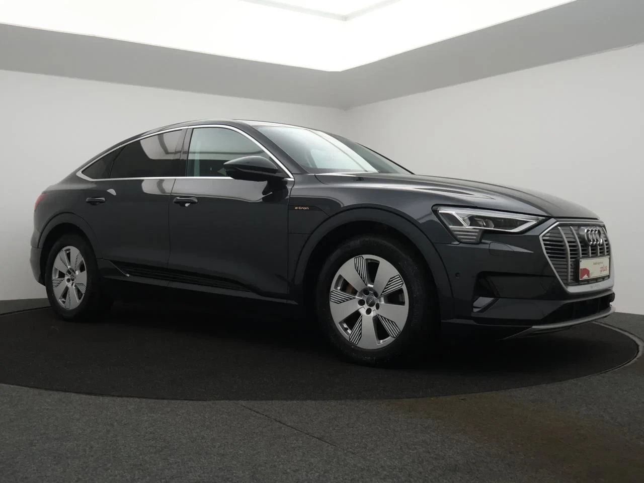 Audi e-tron Sportback Audi e-tron Sportback 55 QUATTRO 408PK *AUTOMAAT*LEDER*CAMERA*VIRTUAL COCKPIT*PDC*ACC*NAVI*APP-CONNECT*...*