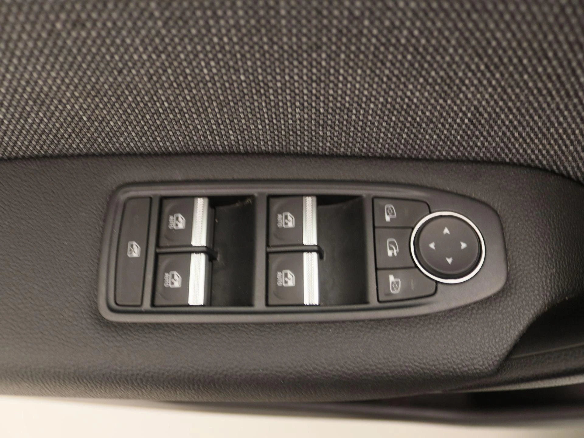 Renault-Captur-image-20