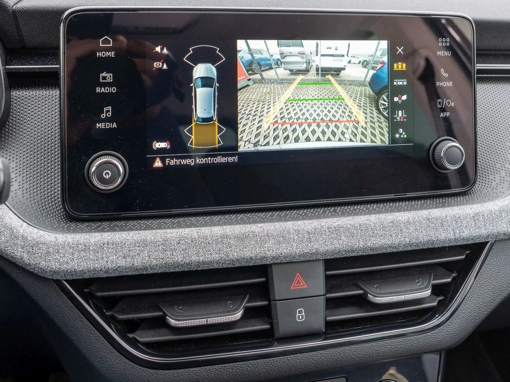 Škoda Scala 1.0 TSI Selection Smart Link, Rear View