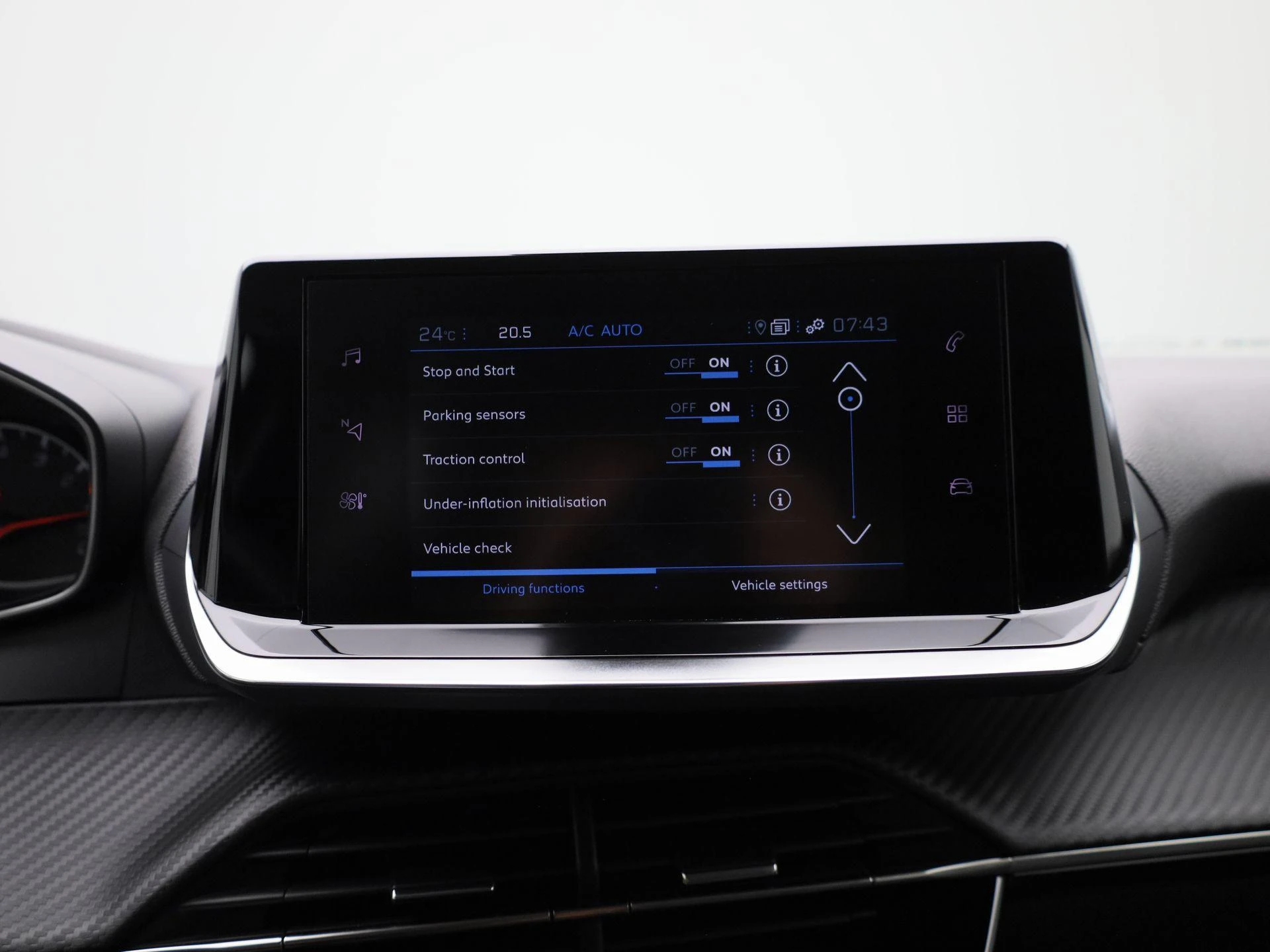 Peugeot-2008-image-25