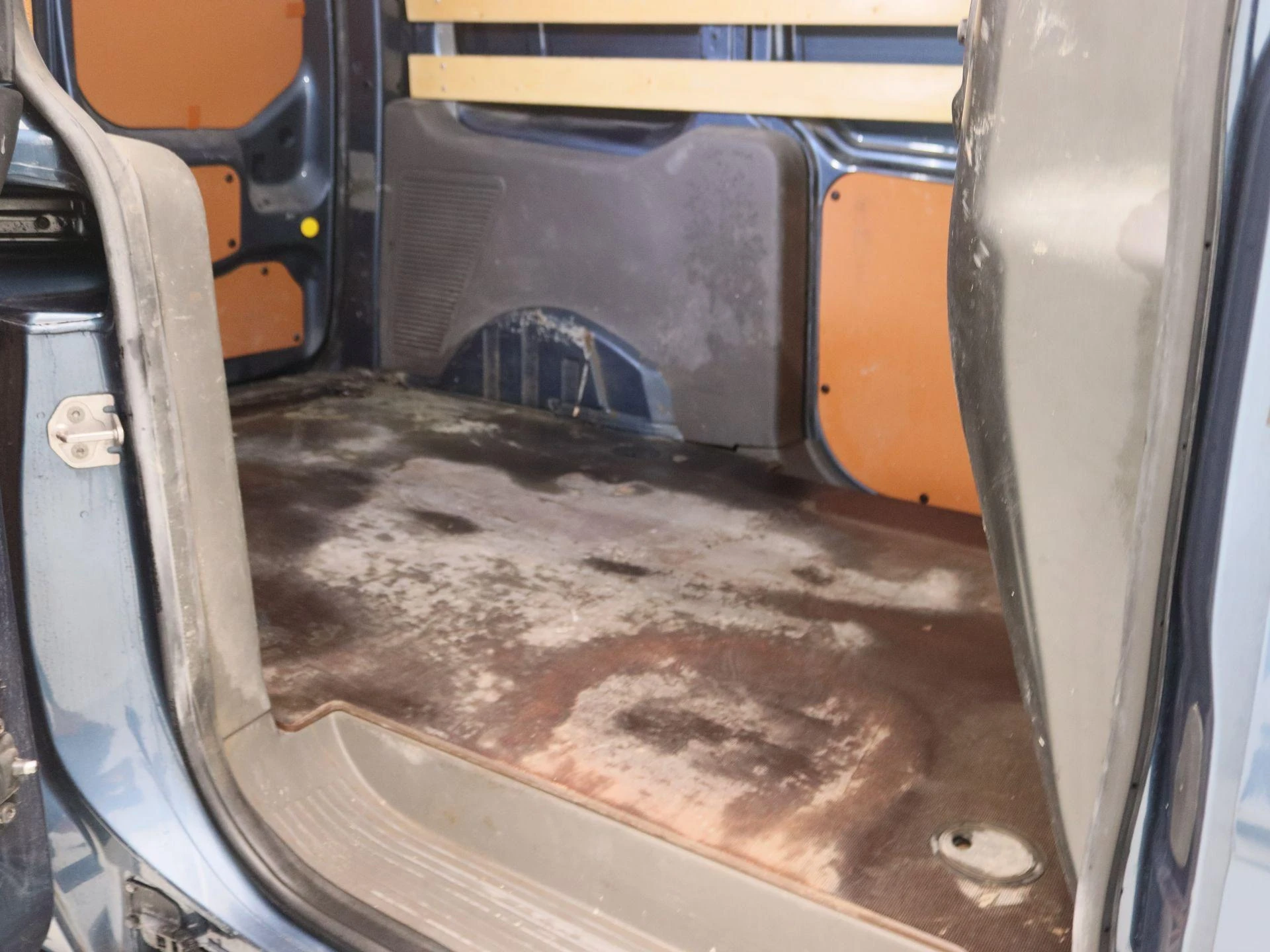 Ford-Transit Connect-image-23