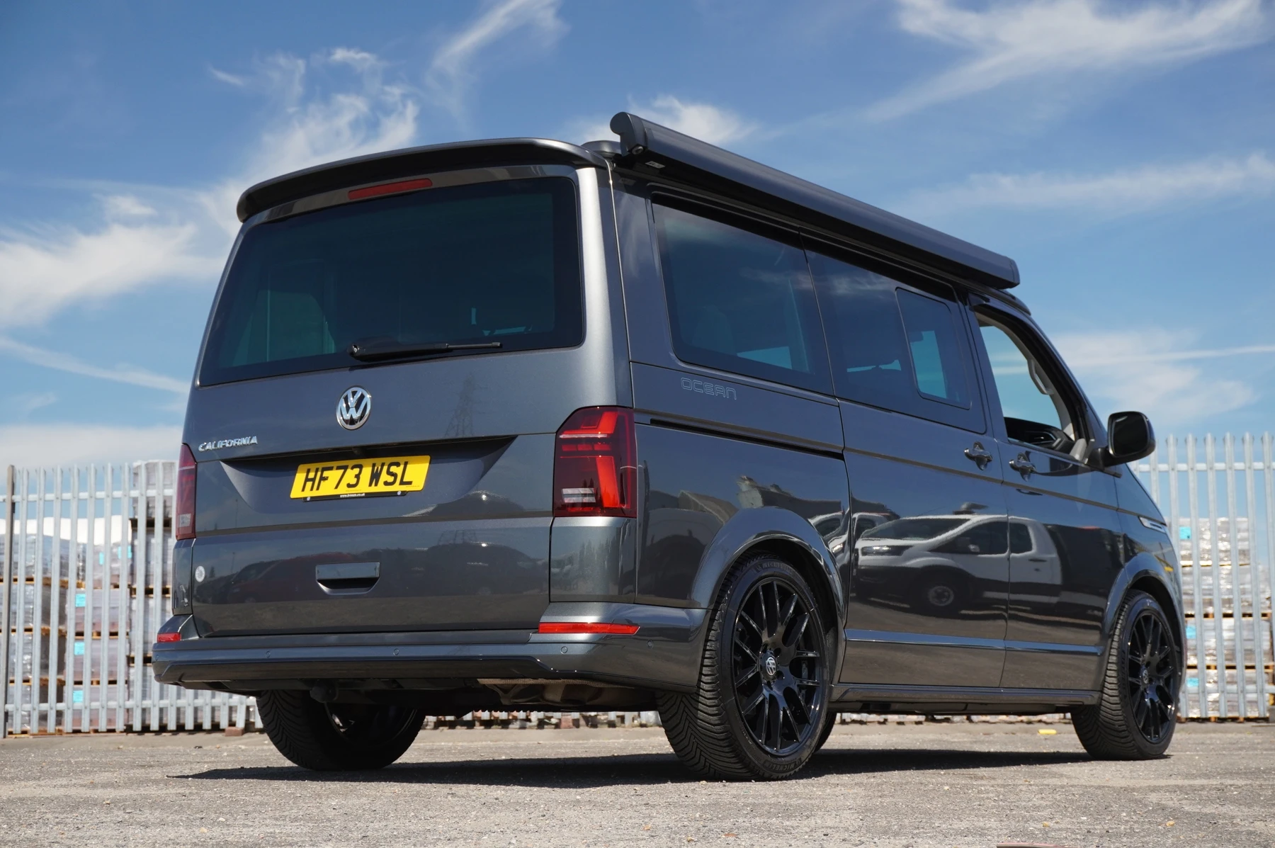 Volkswagen-California-image-21