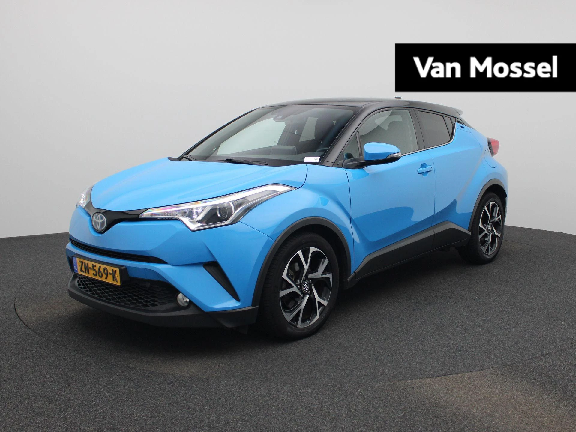 Toyota-C-HR-image-0